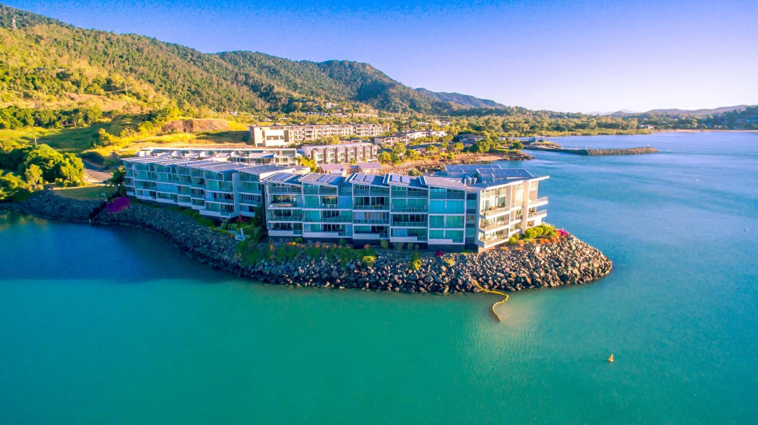 Bird's eye view in Peninsula Airlie Beach