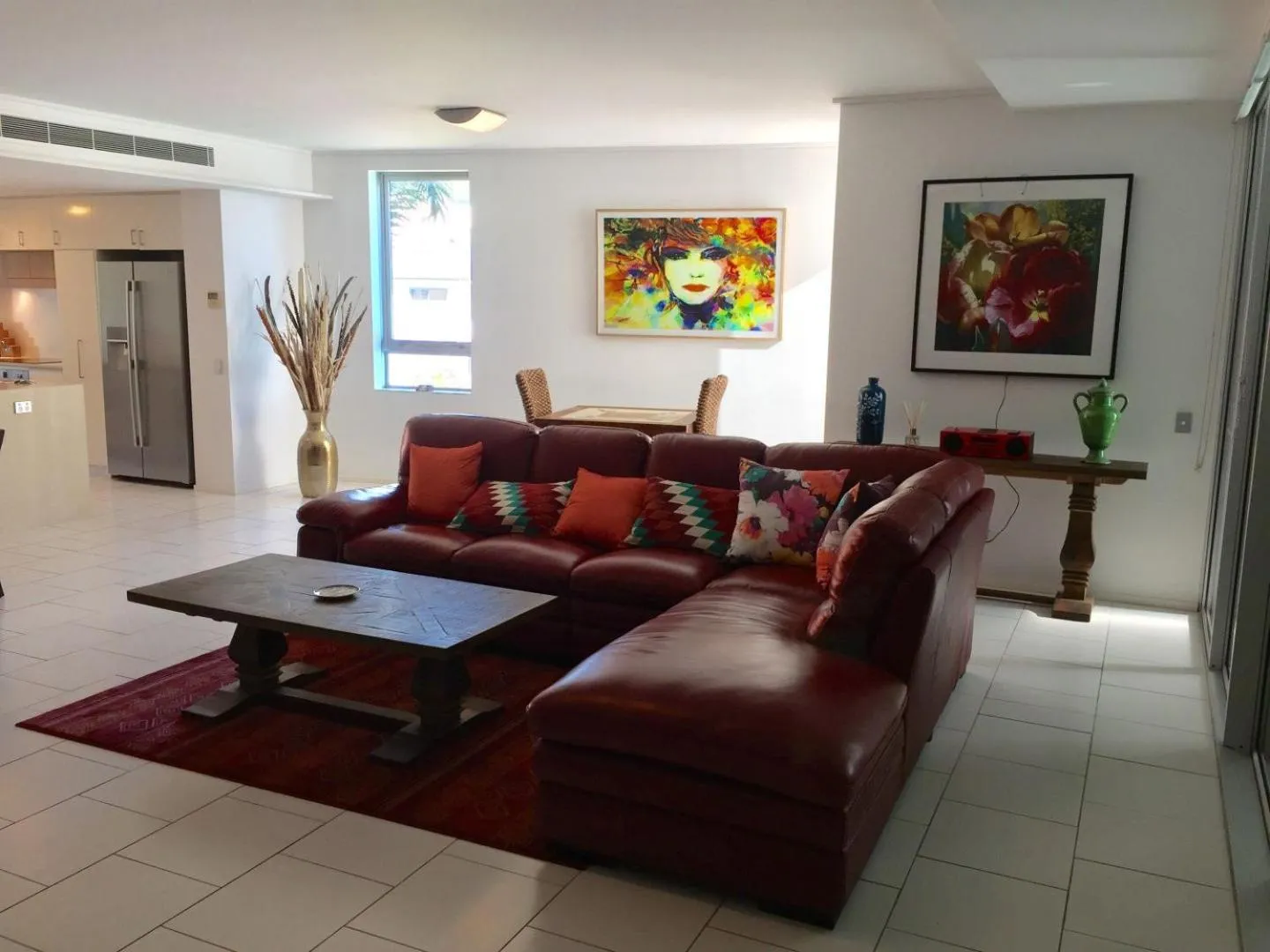 Lounge or bar in Peninsula Airlie Beach