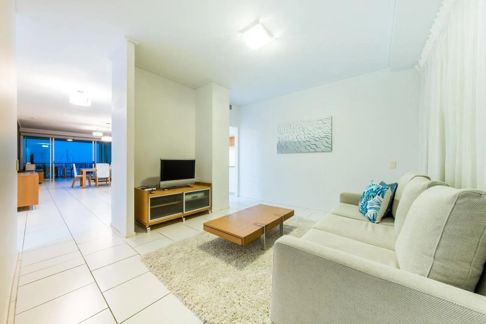 TV and multimedia in Peninsula Airlie Beach