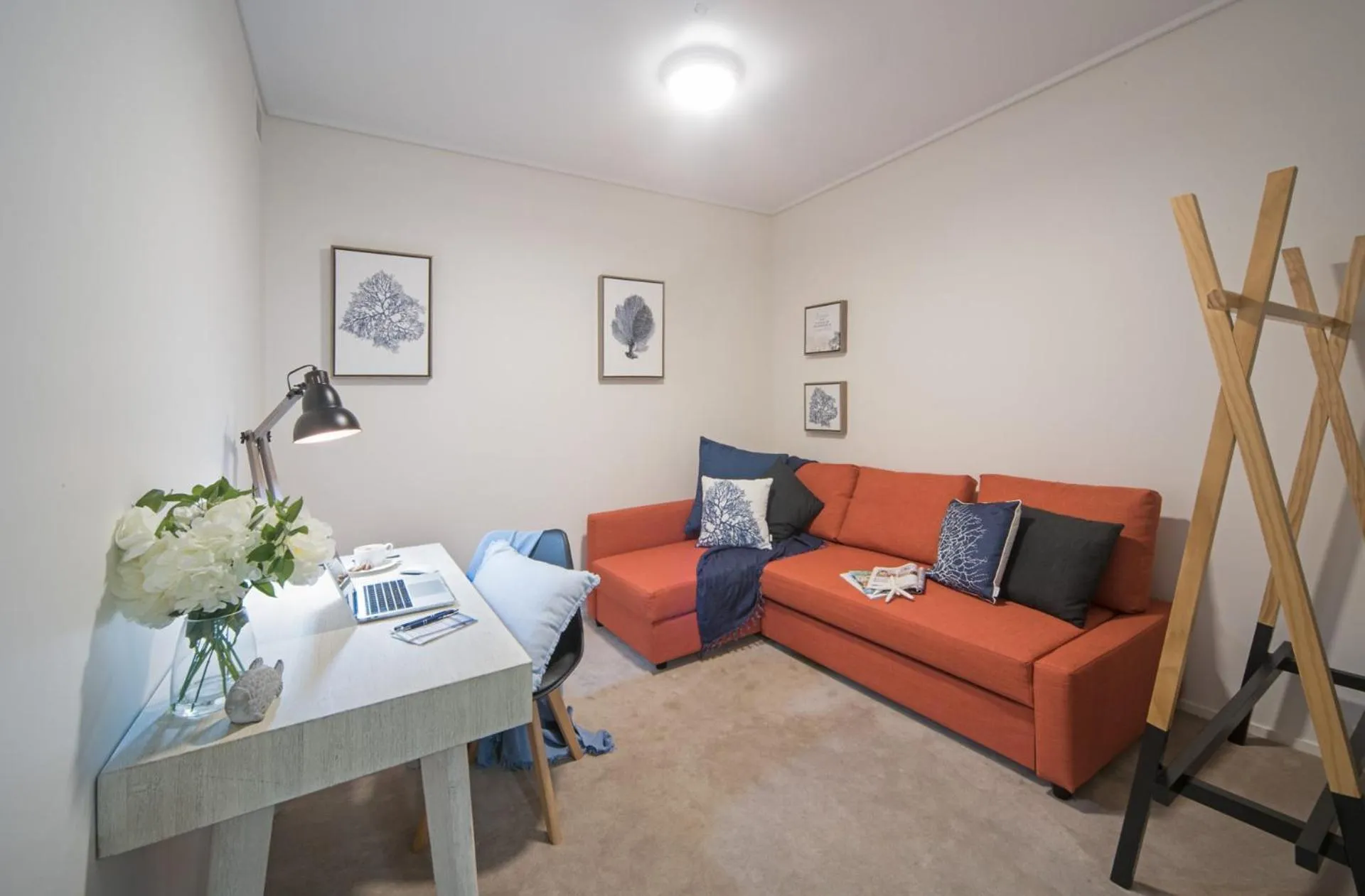 Business facilities in Peninsula Airlie Beach