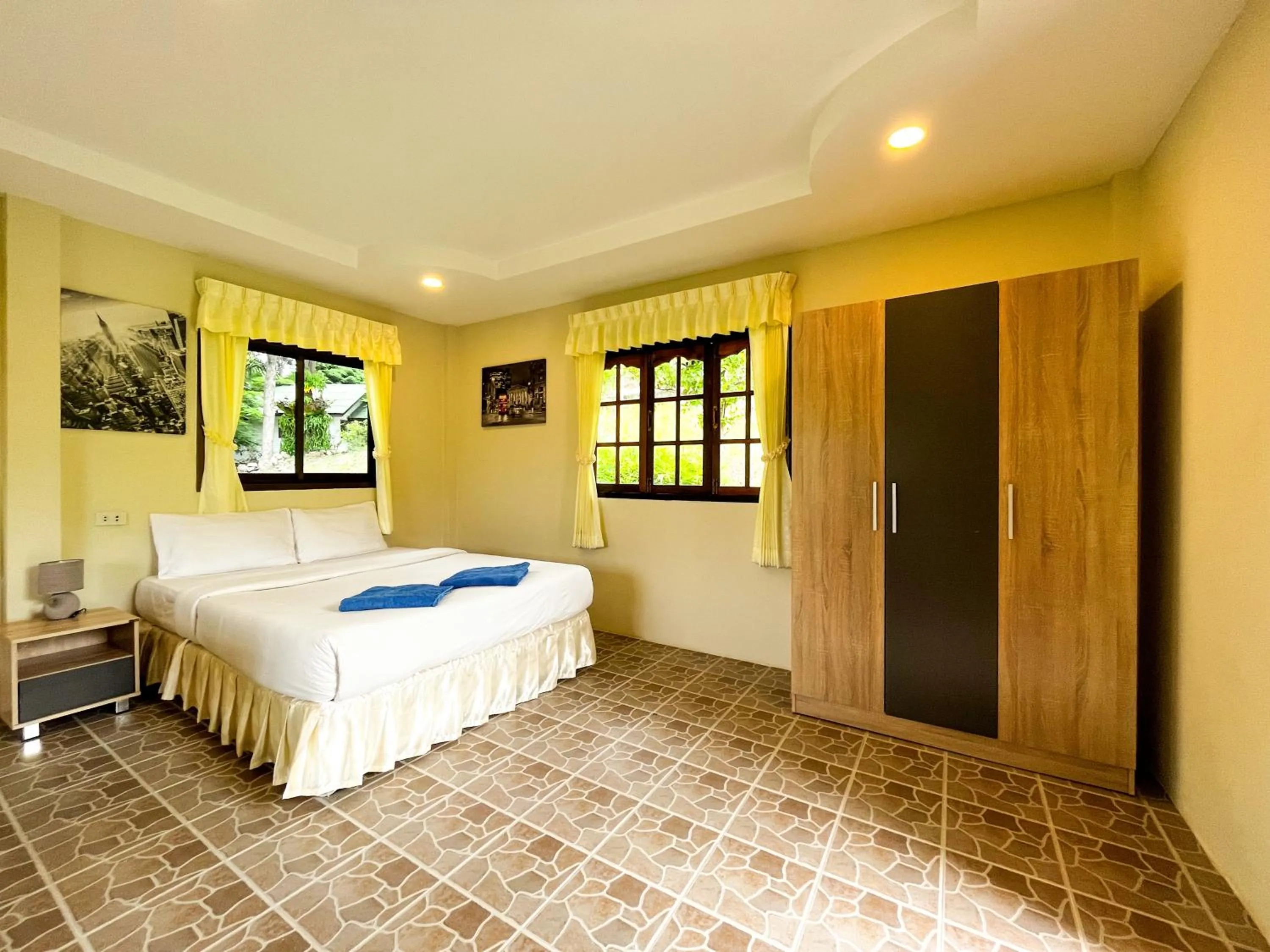 Bed in Golden Hill Resort