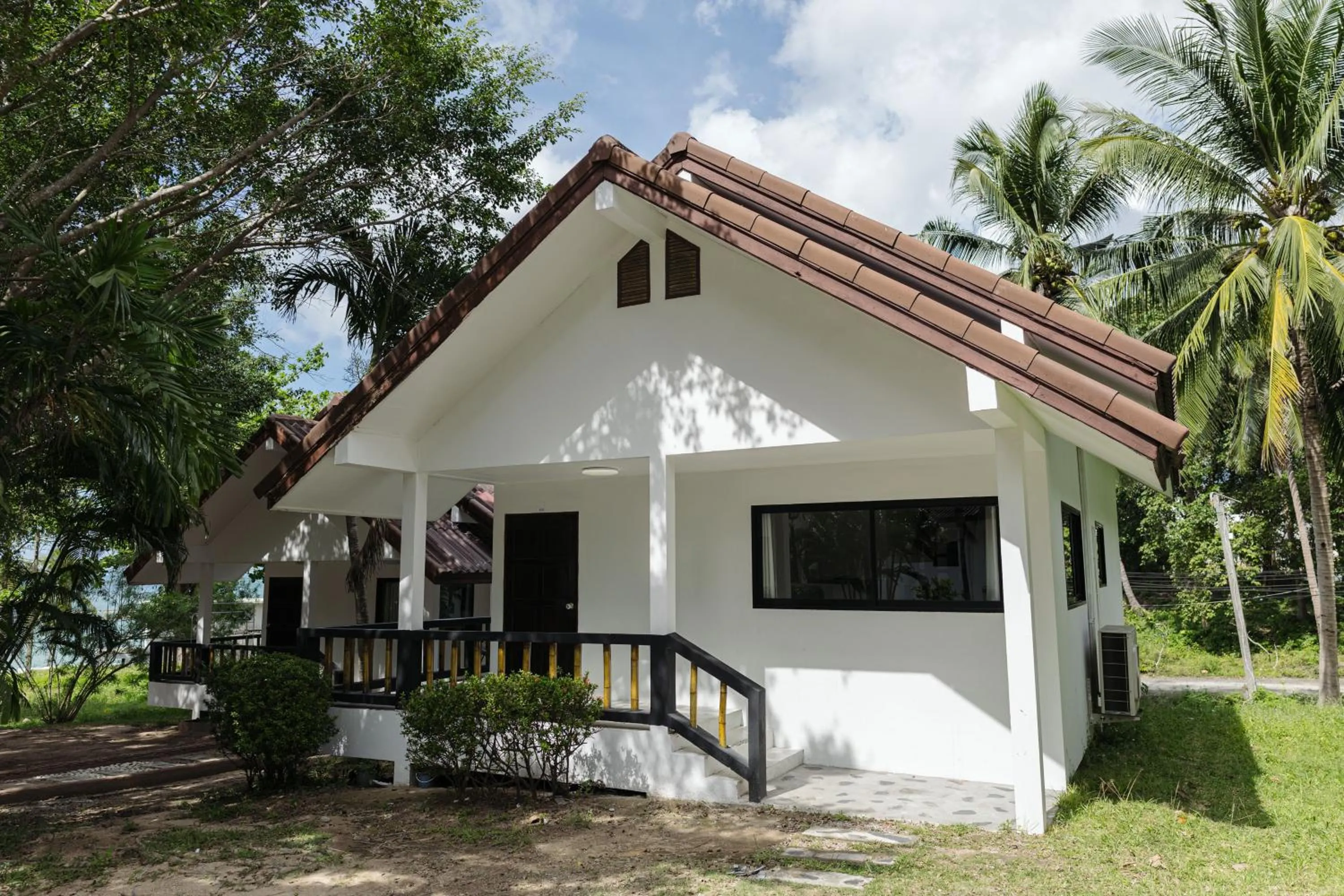 Garden in Golden Hill Resort
