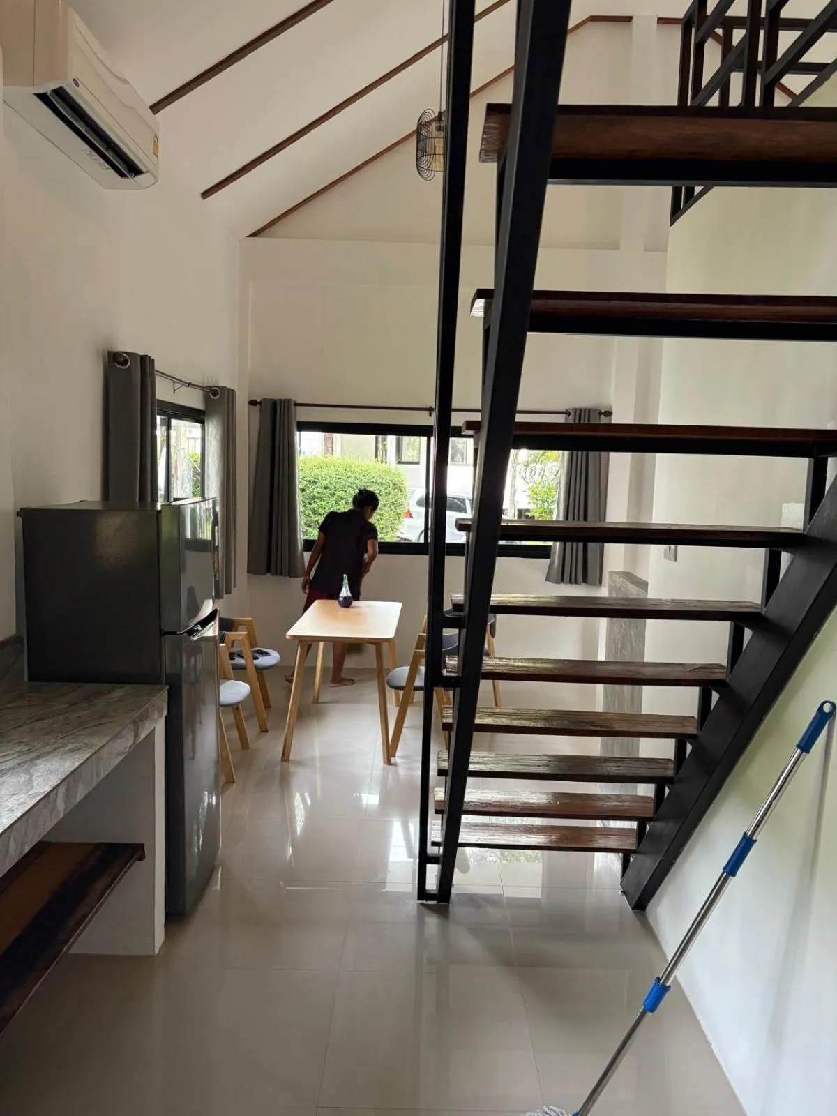 Dining area in Golden Hill Resort