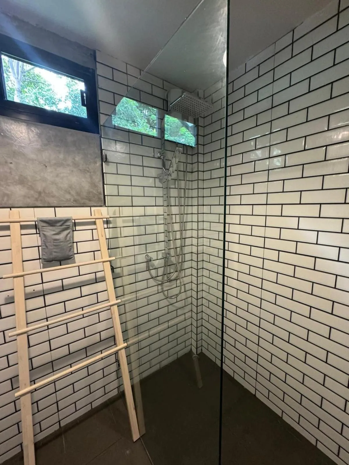 Shower in Golden Hill Resort