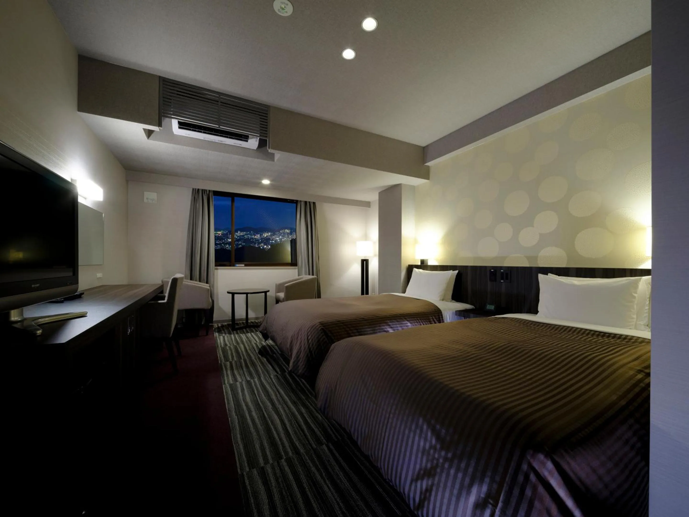 Bedroom, Bed in Inasayama Kanko Hotel