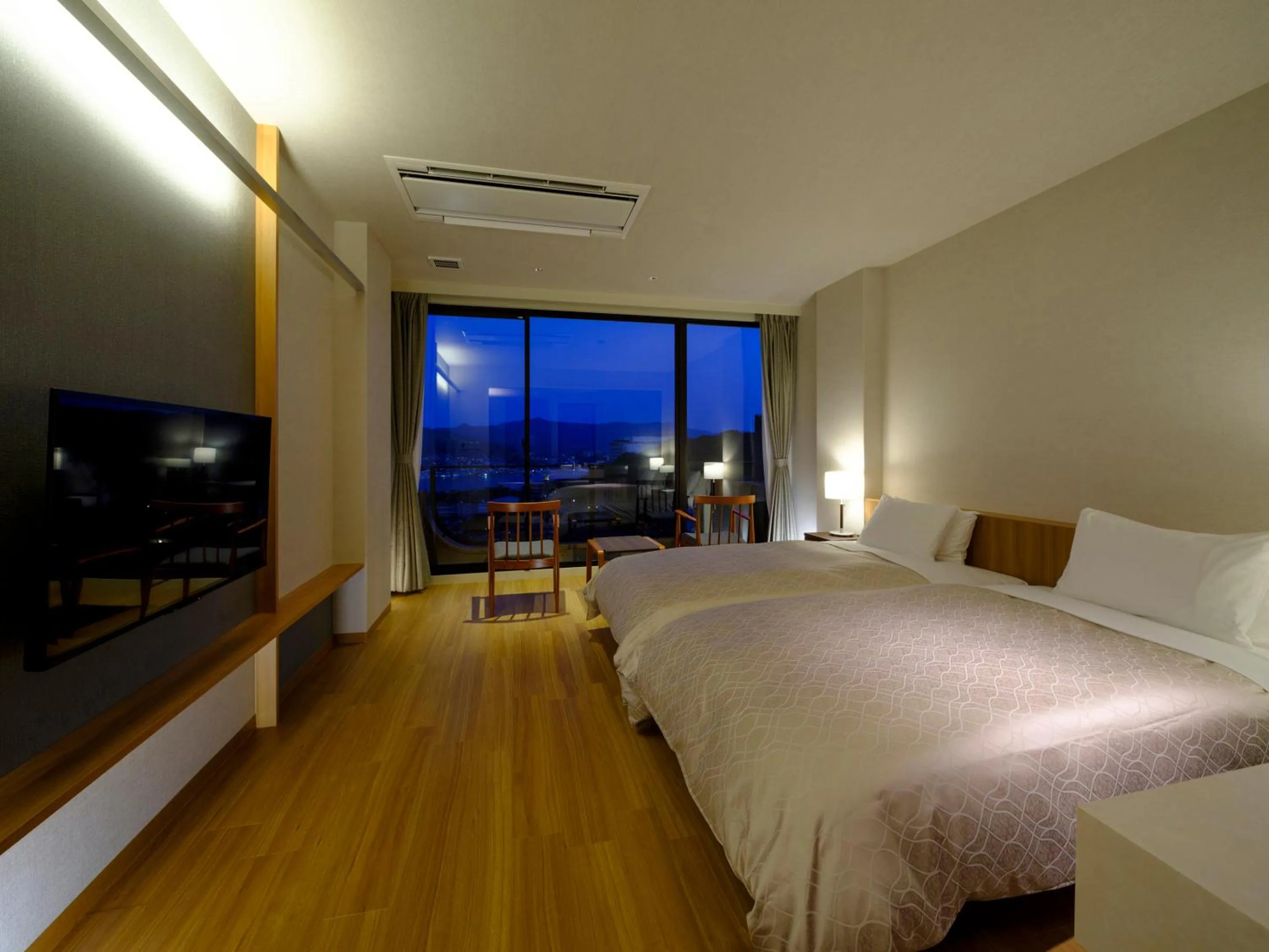 Bedroom, Bed in Inasayama Kanko Hotel