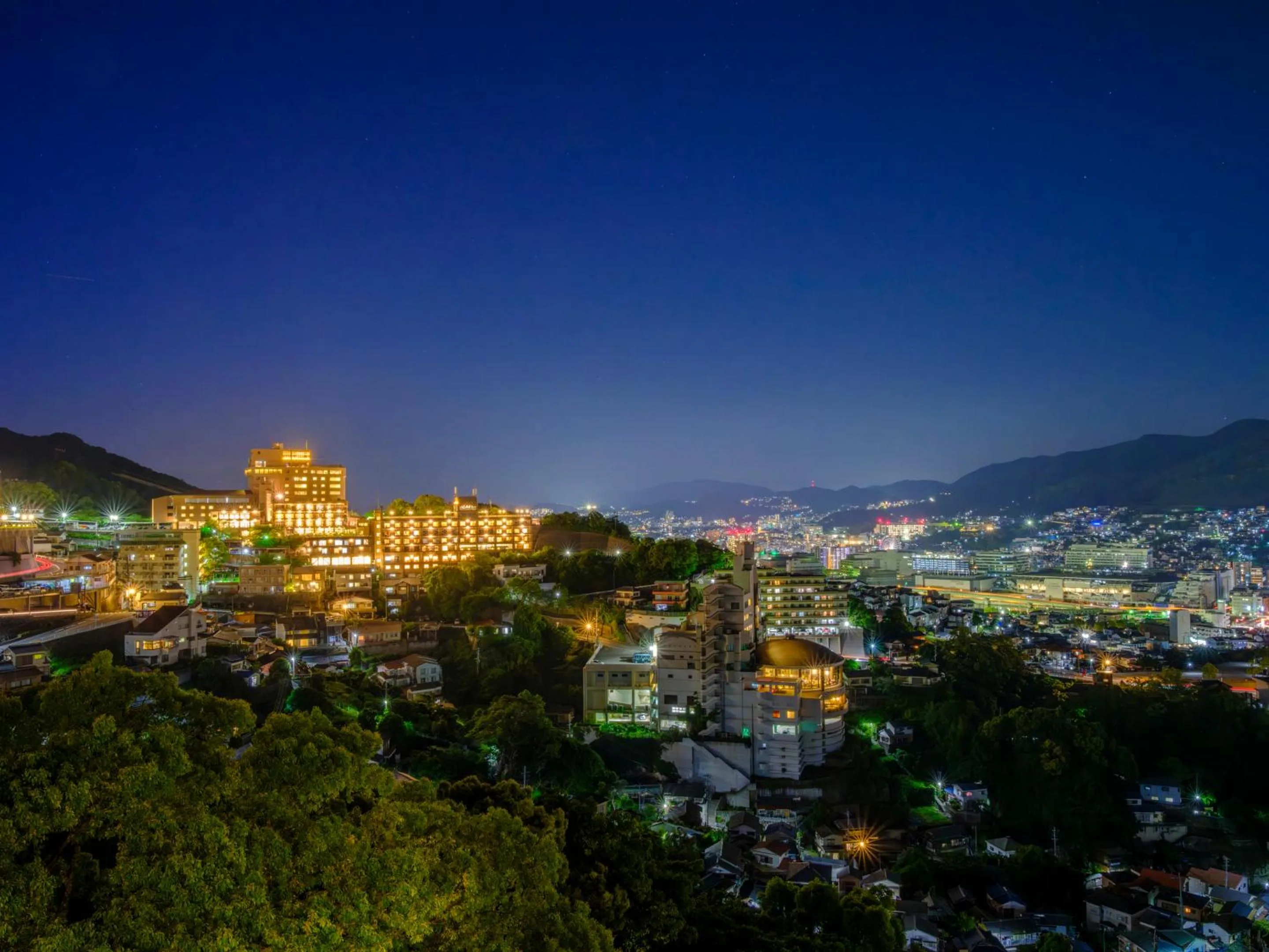 Property building in Inasayama Kanko Hotel