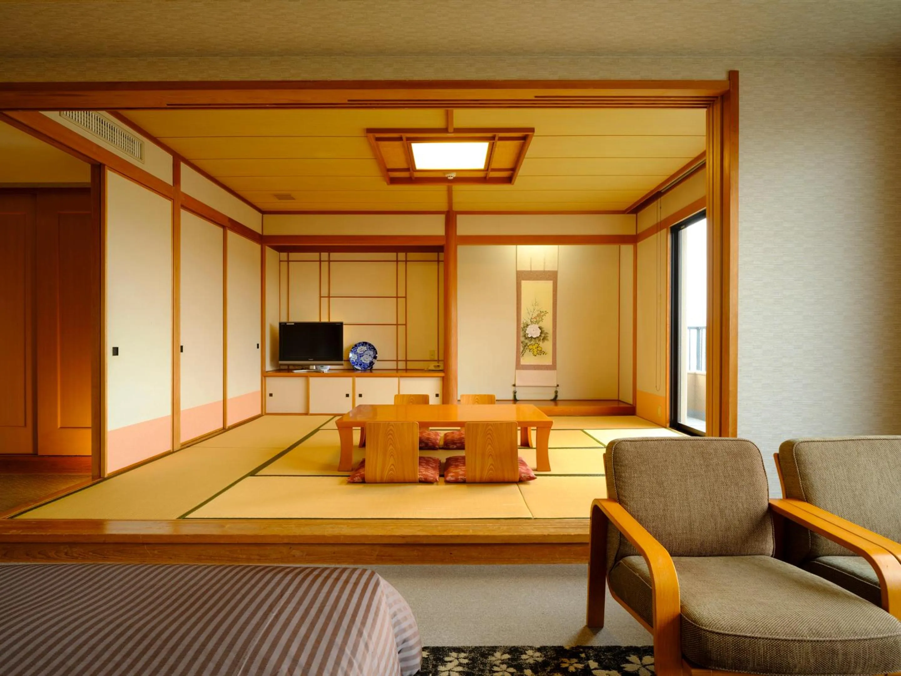 Photo of the whole room in Inasayama Kanko Hotel