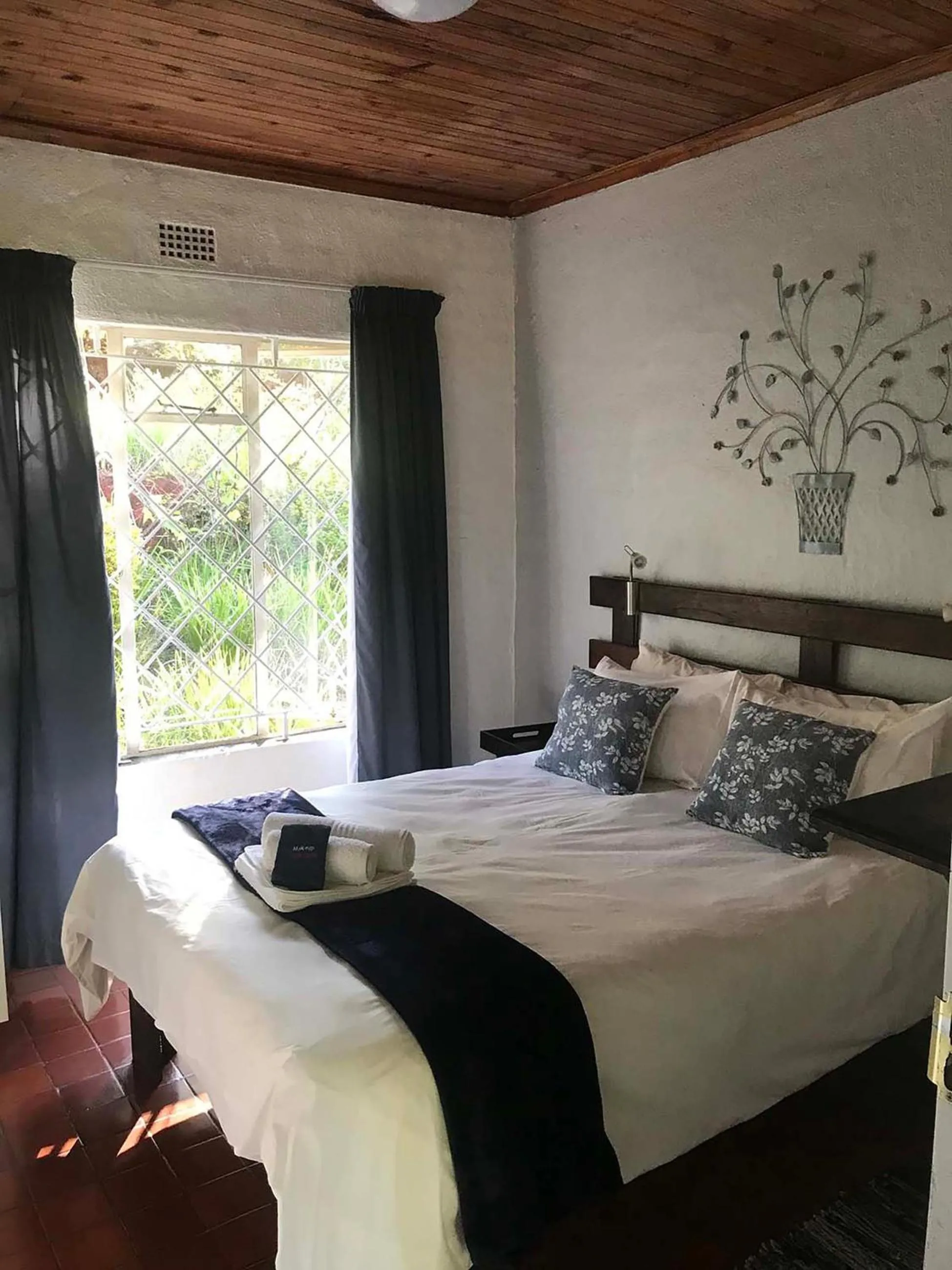 Bedroom, Bed in Sabie Star