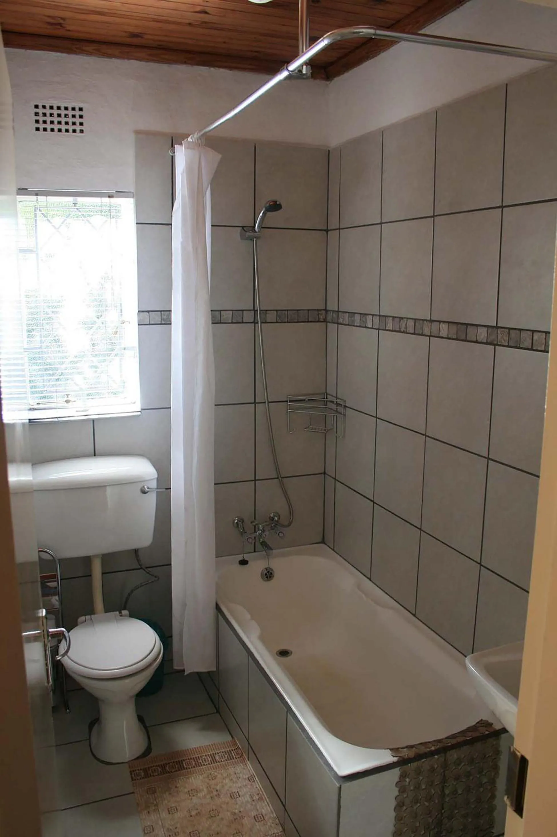 Bathroom in Sabie Star