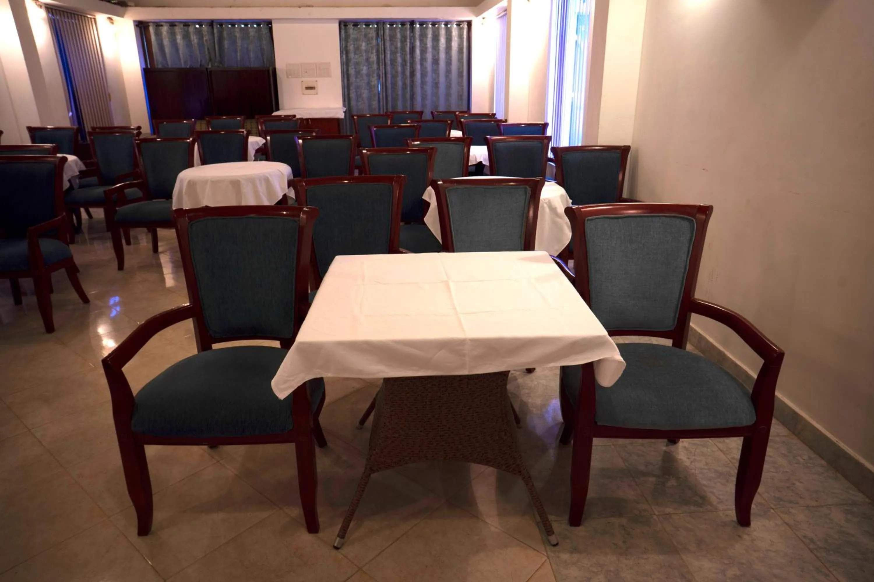 Business facilities in Colonia Santa Maria