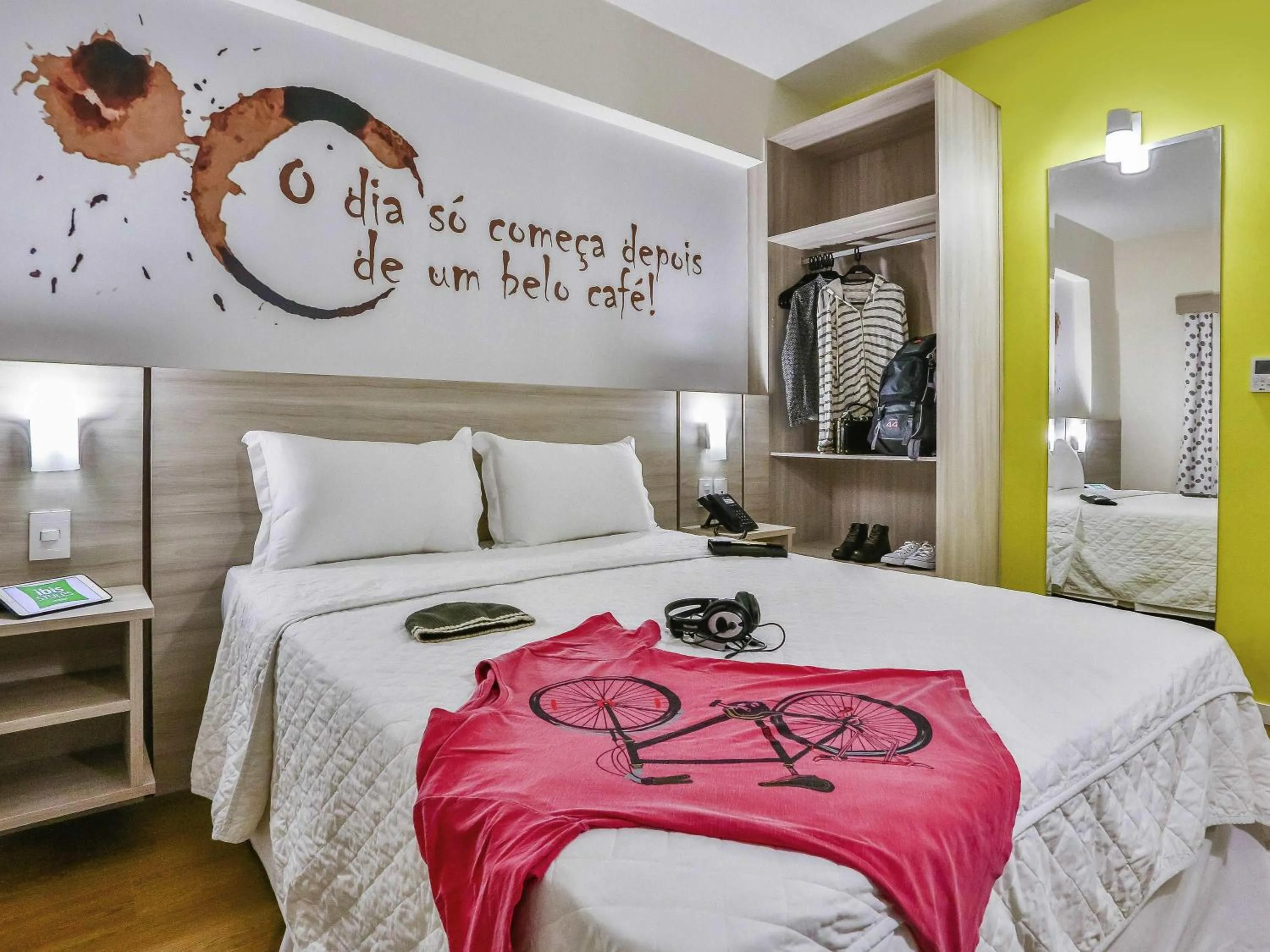 Photo of the whole room, Bed in ibis Styles Vitoria da Conquista