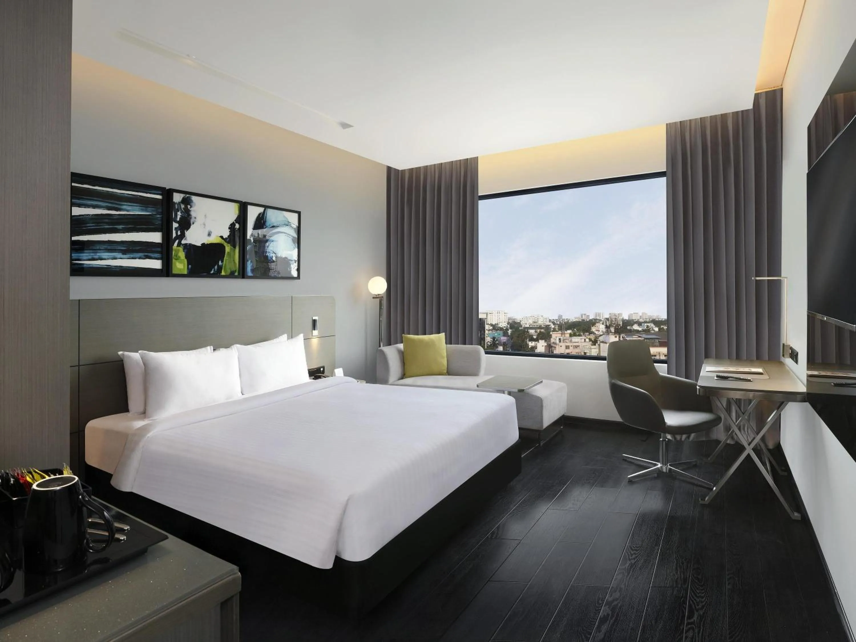 Bedroom, Bed in Novotel Chennai Chamiers Road