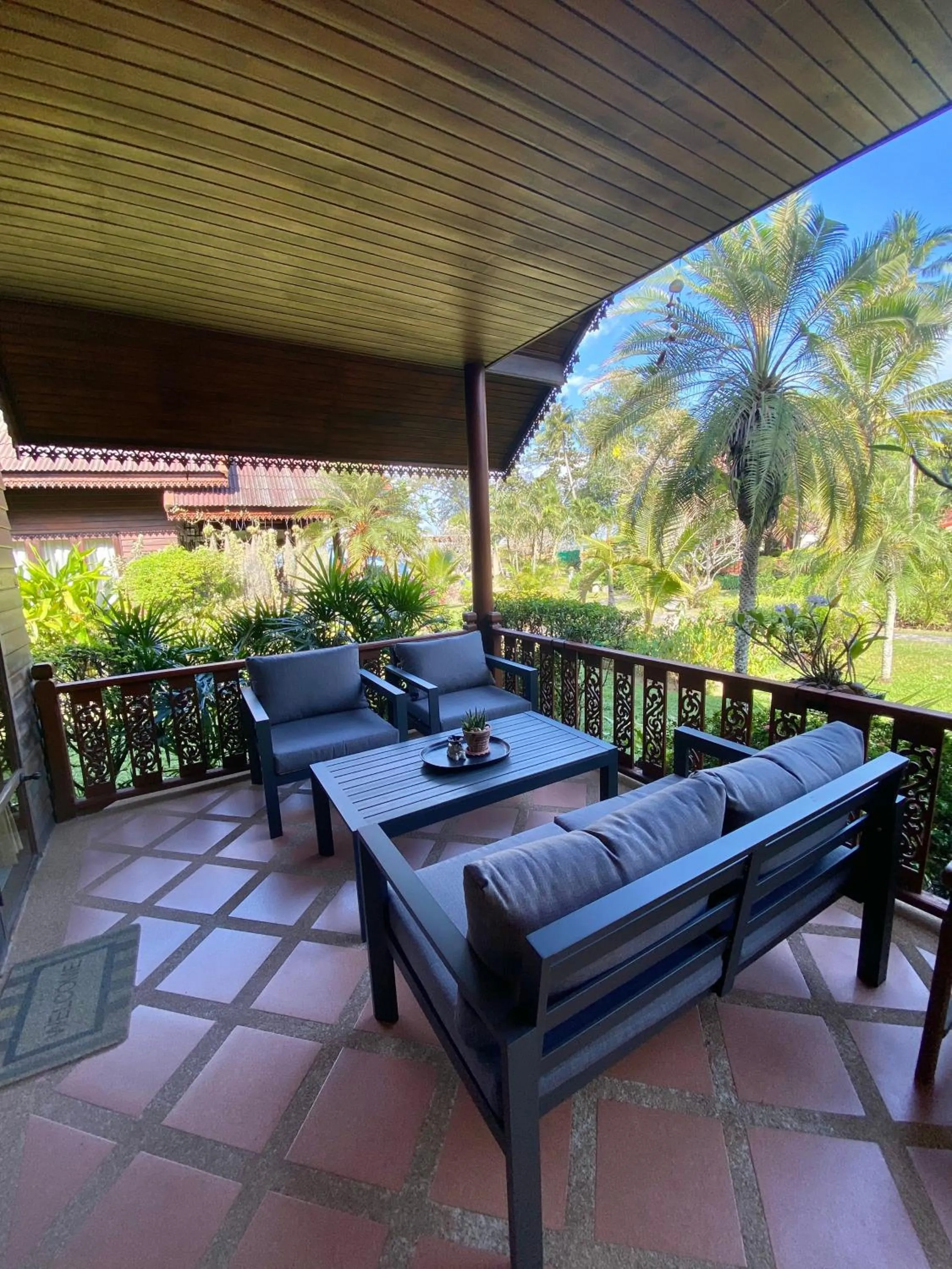 Baan Laem Noi Villa's