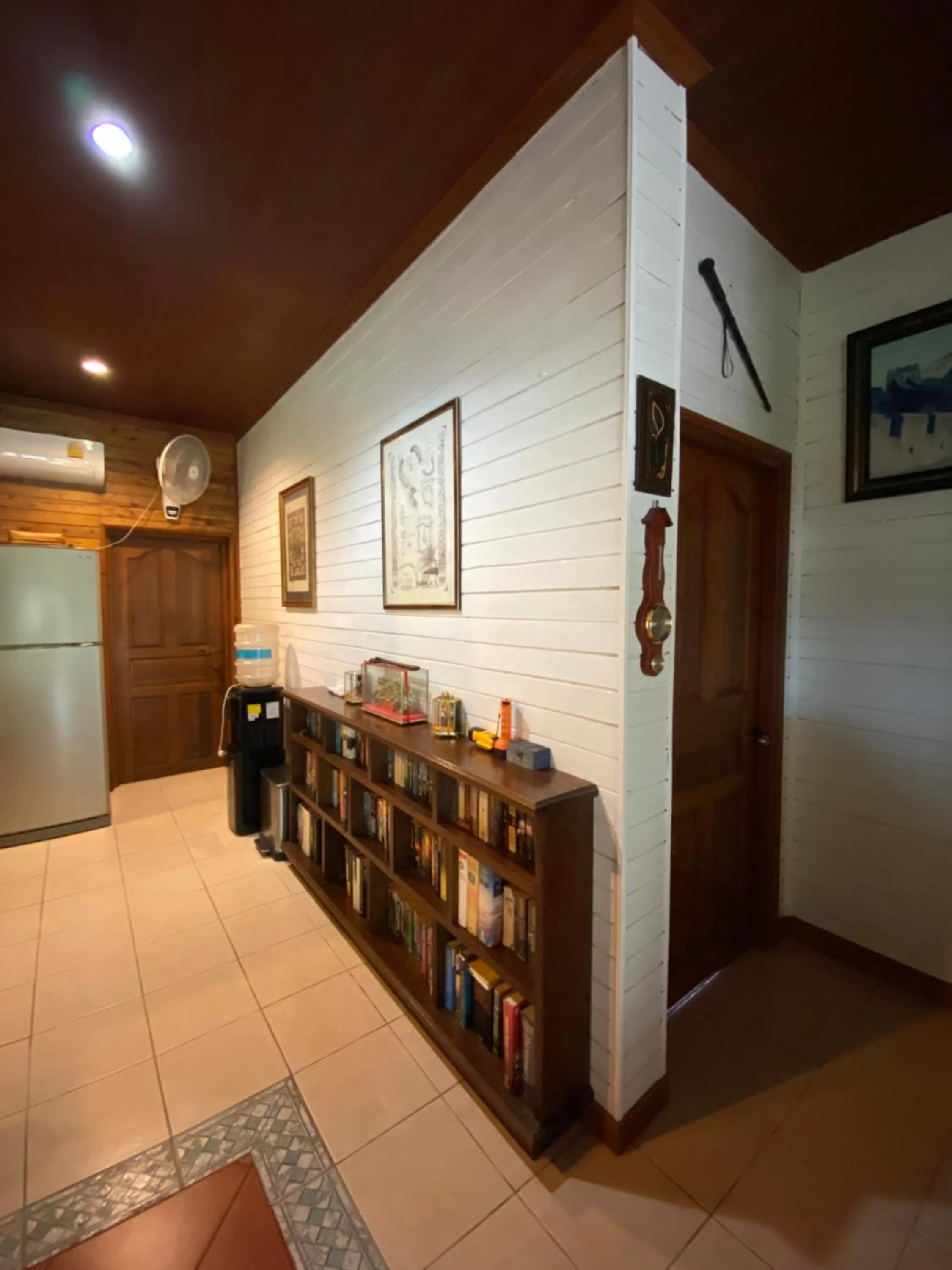 Library in Baan Laem Noi Villa's