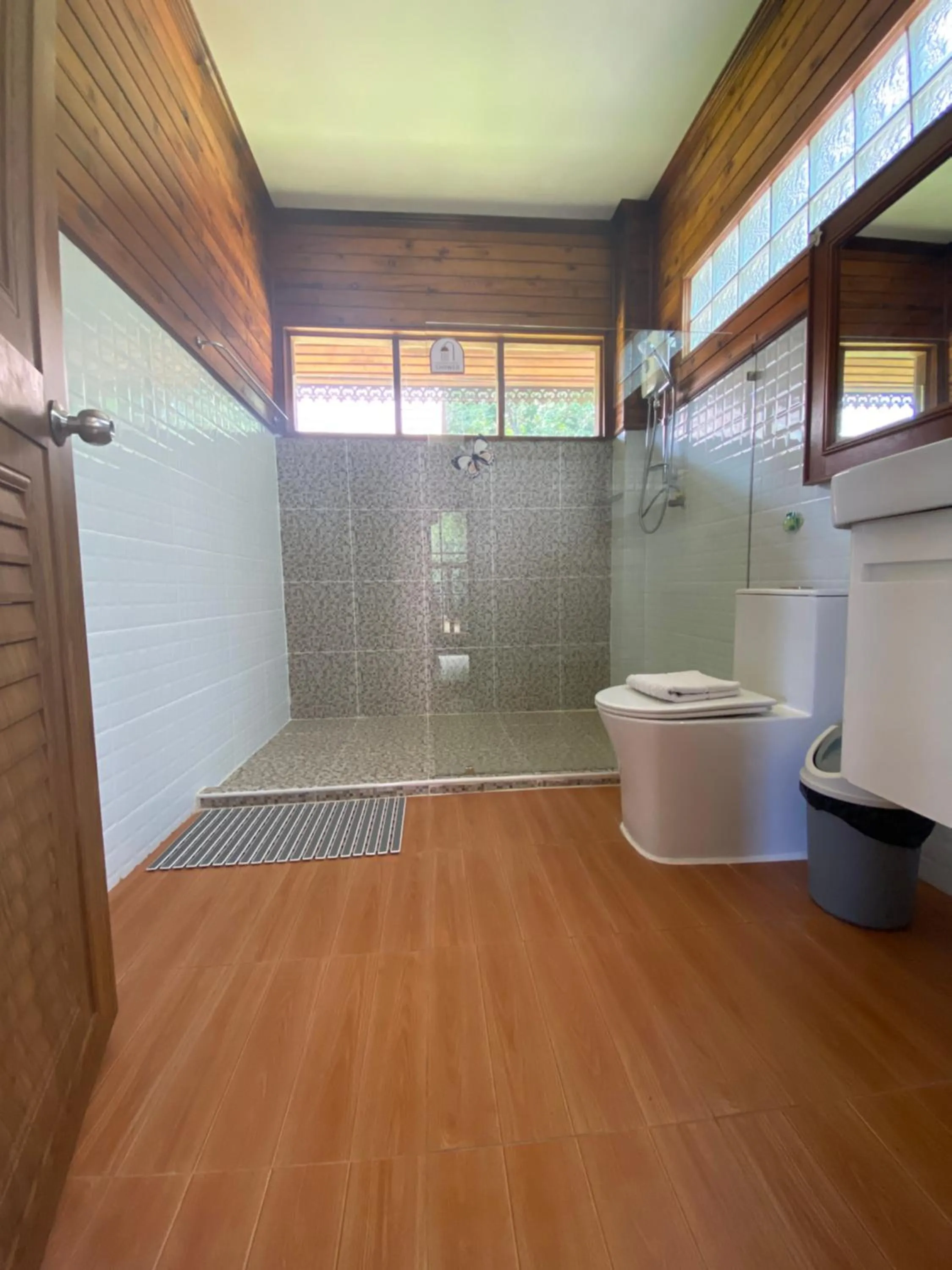 Baan Laem Noi Villa's