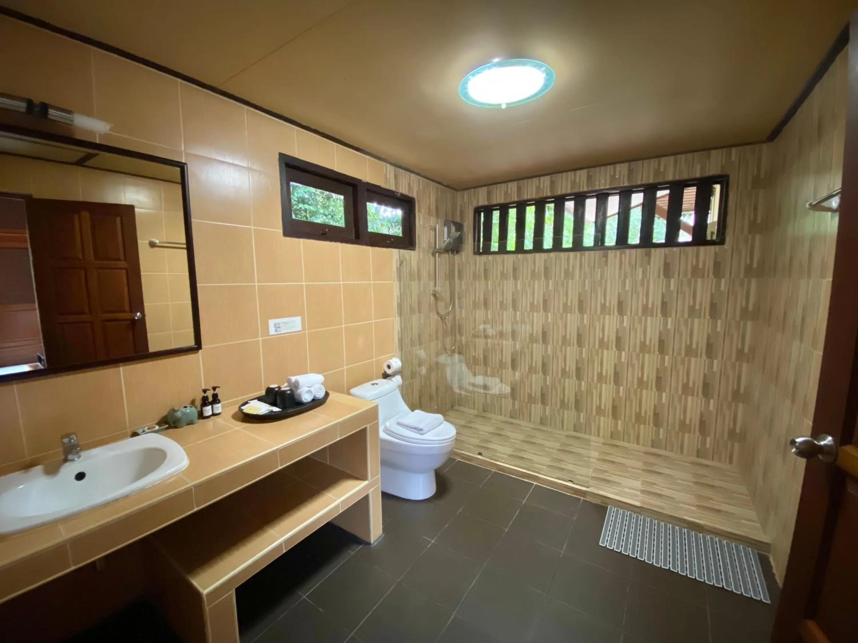 Shower in Baan Laem Noi Villa's