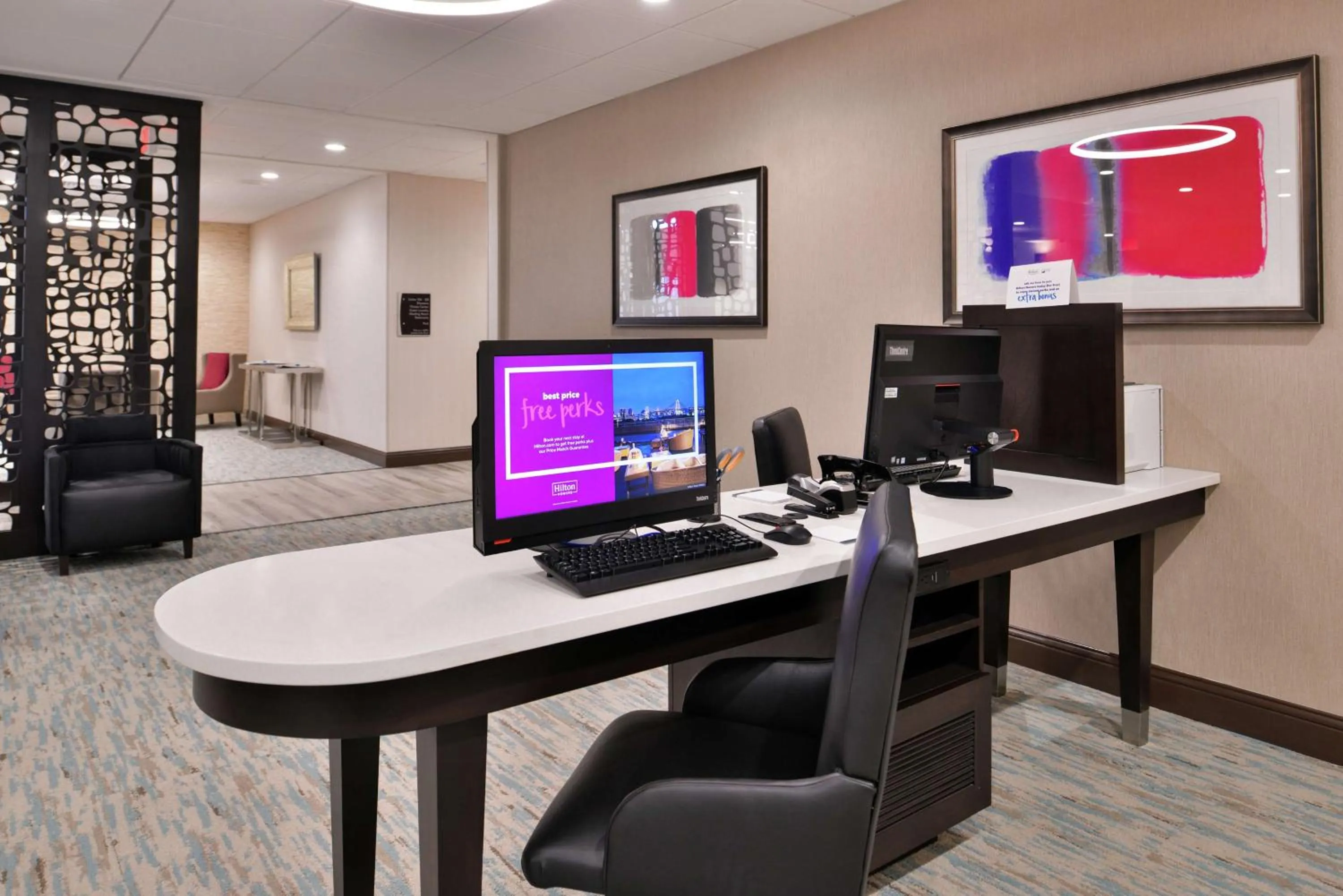 Business facilities in Homewood Suites Des Moines Airport