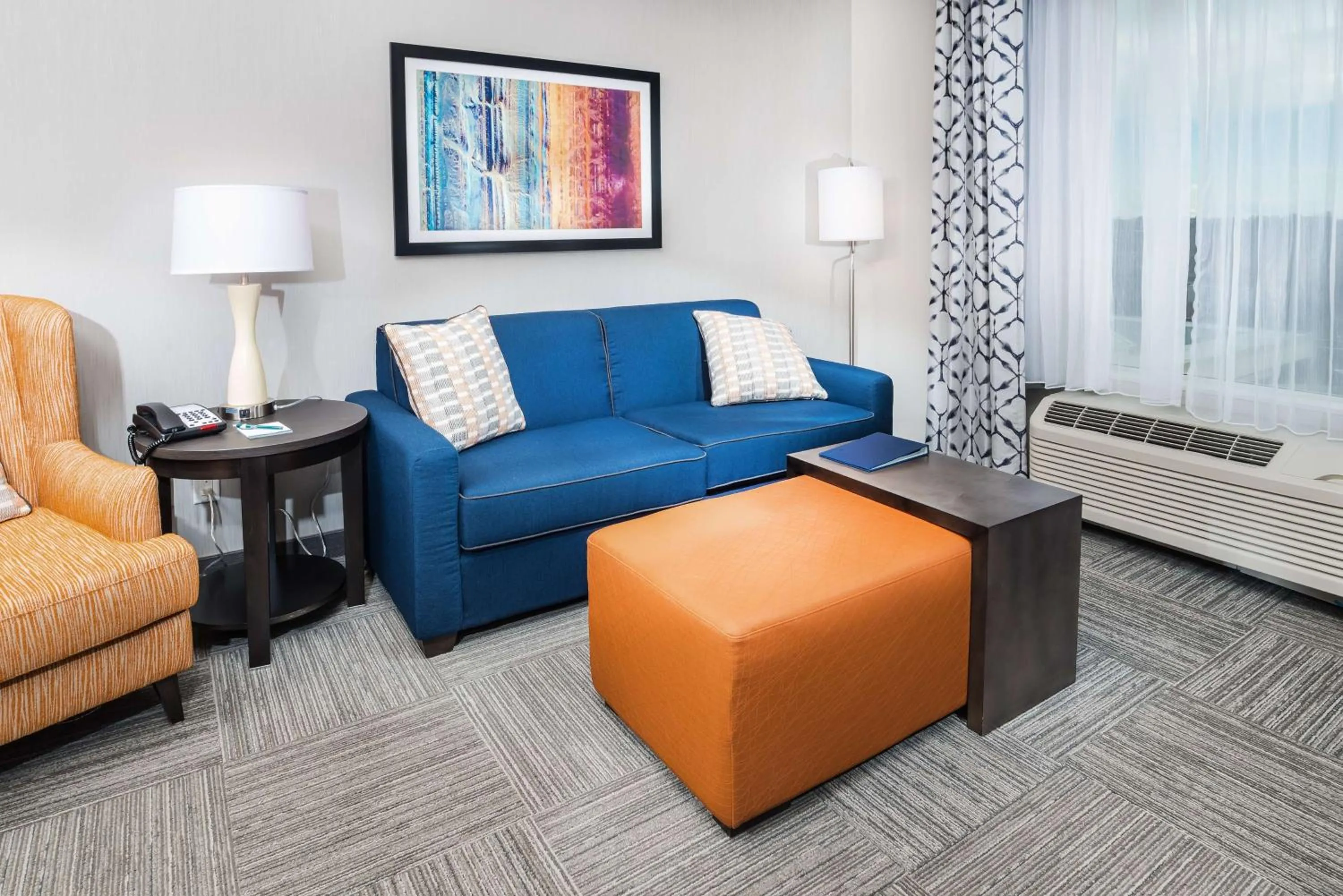 Living room in Homewood Suites By Hilton Tulsa Catoosa