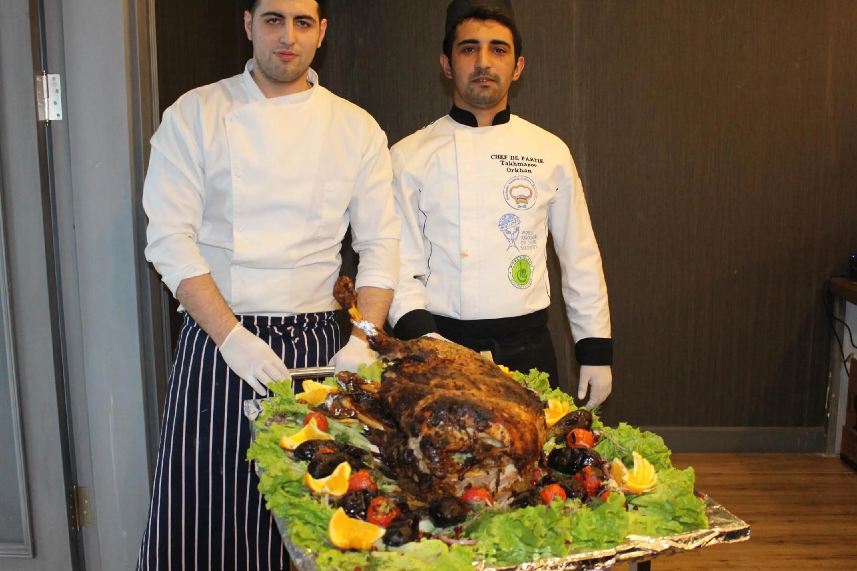 Restaurant/places to eat in Sky Hotel Baku