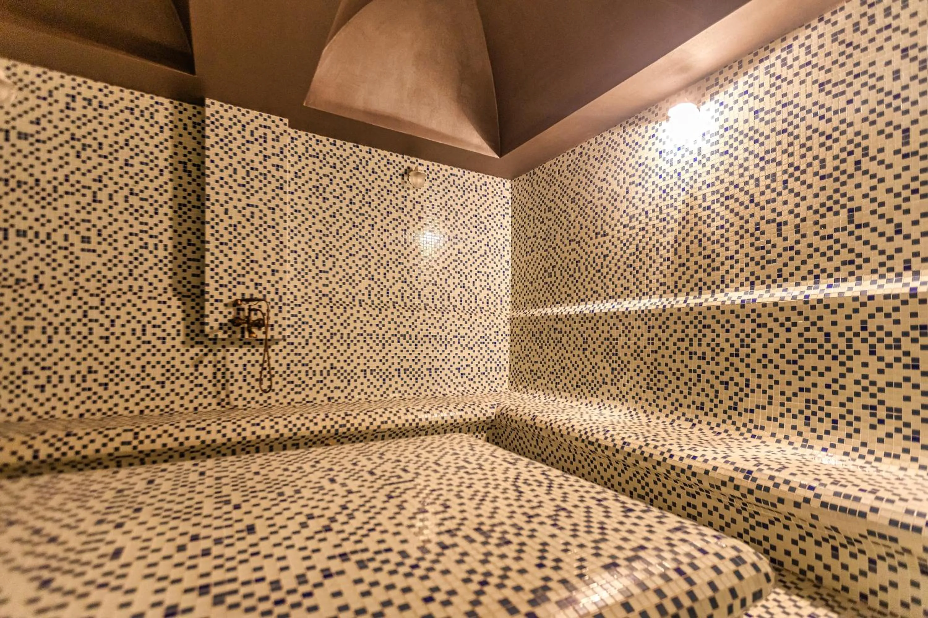 Massage in Sky Hotel Baku