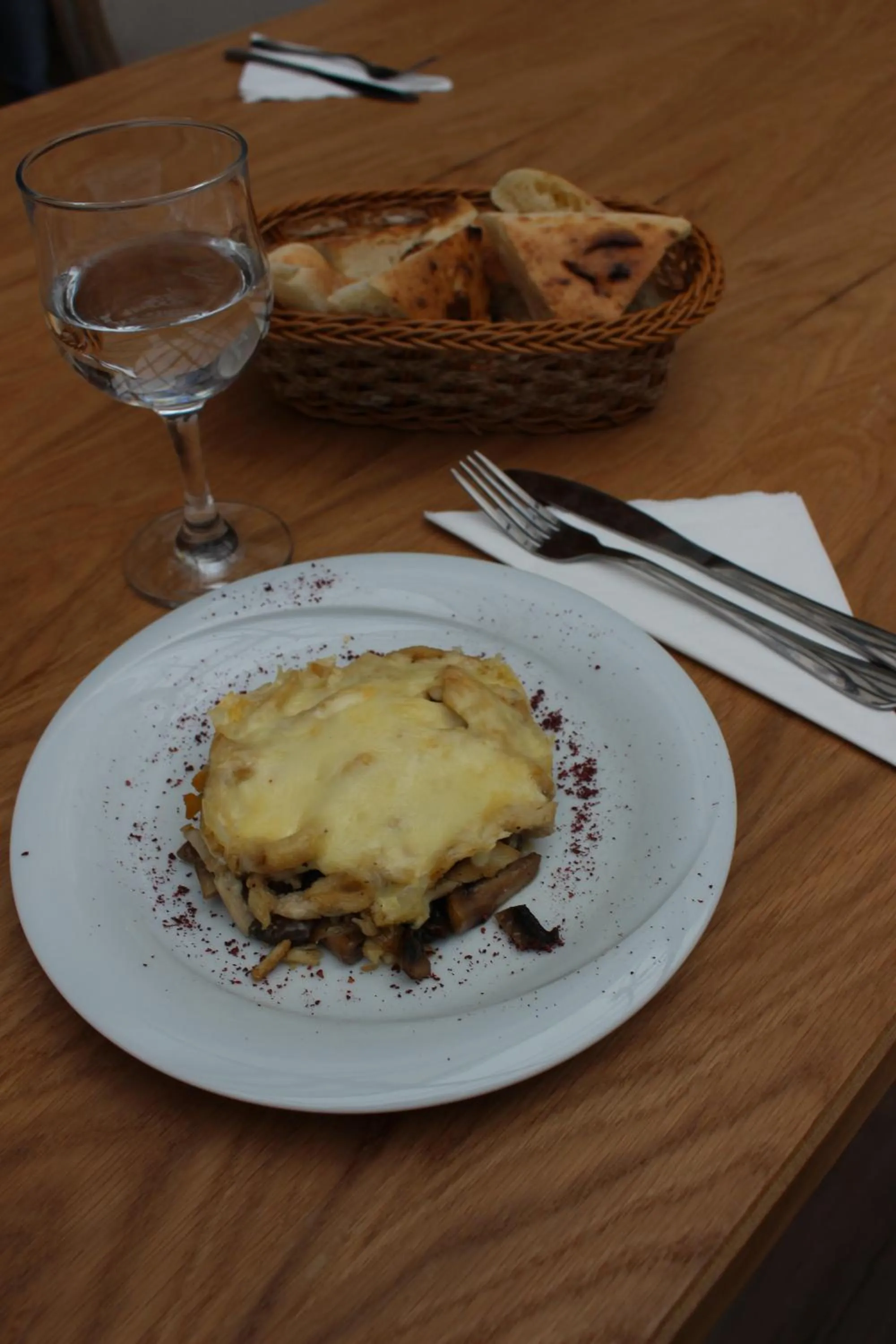 Restaurant/places to eat in Sky Hotel Baku