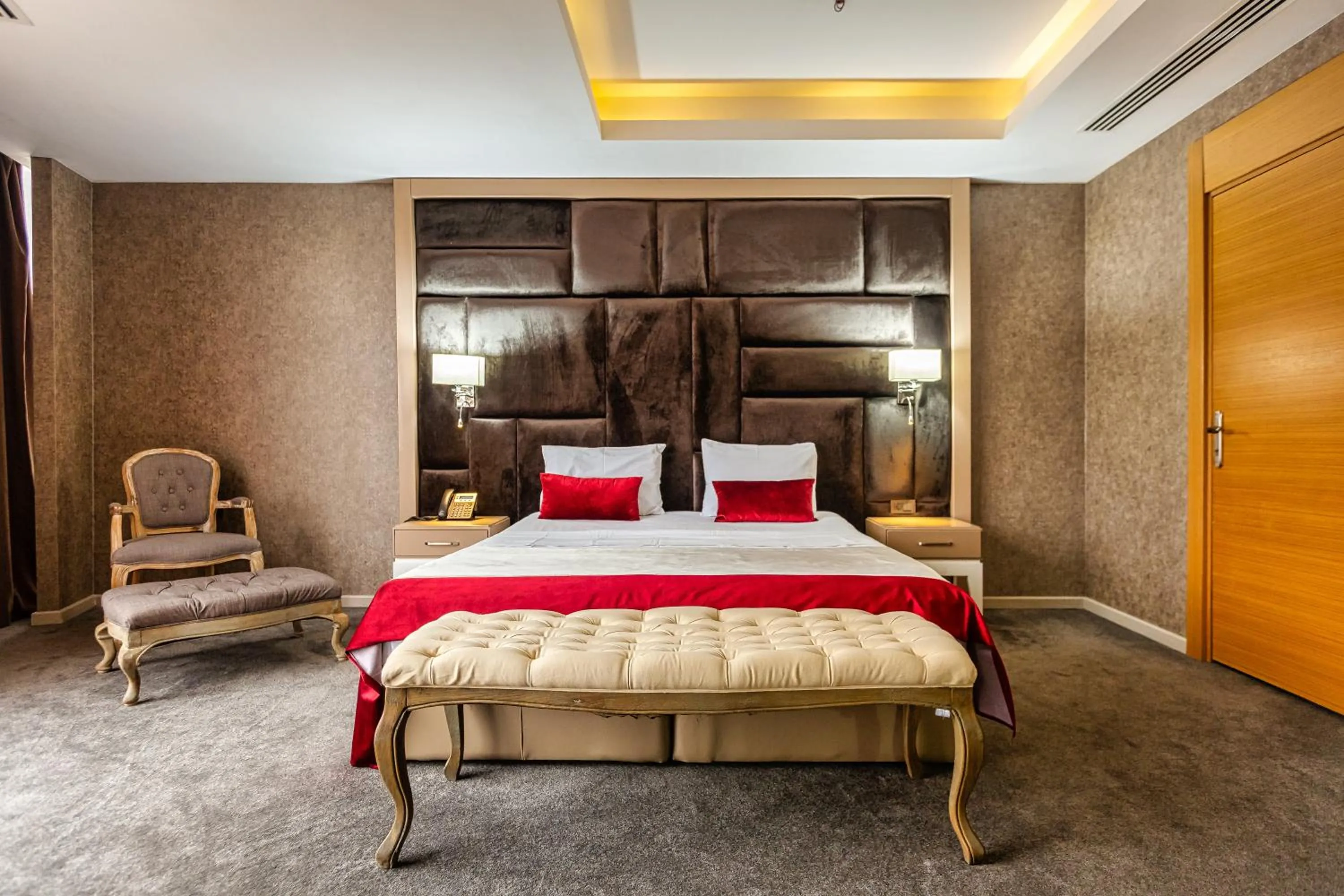 Bed in Sky Hotel Baku