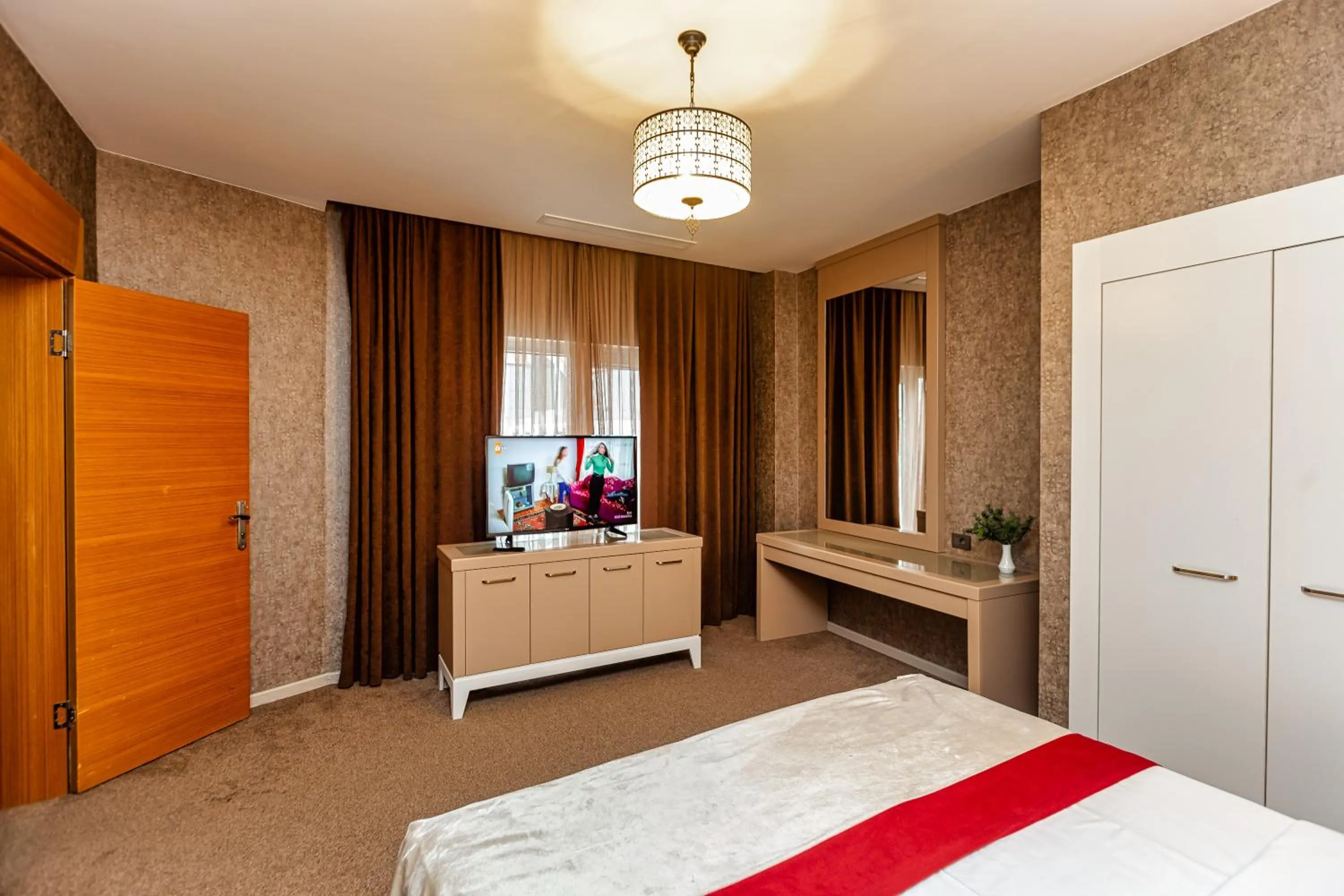 TV and multimedia in Sky Hotel Baku