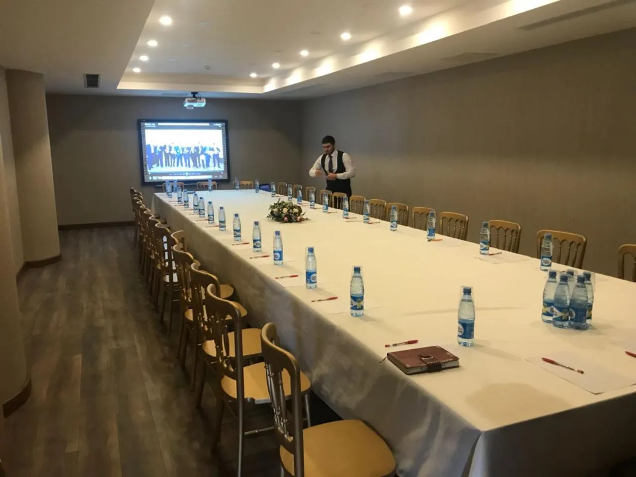 Business facilities in Sky Hotel Baku