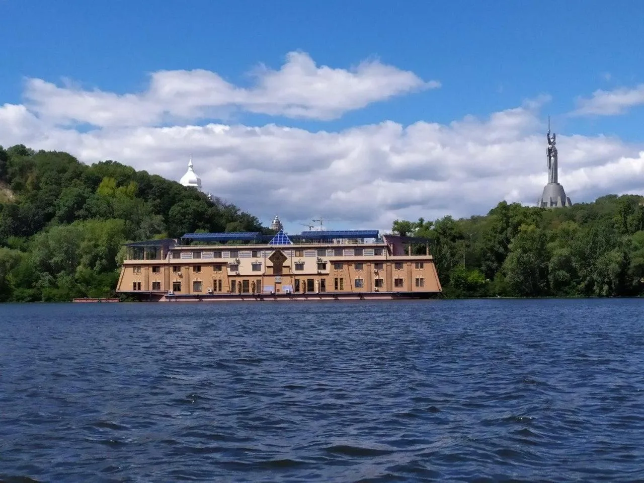 Property building in Отель Фараон