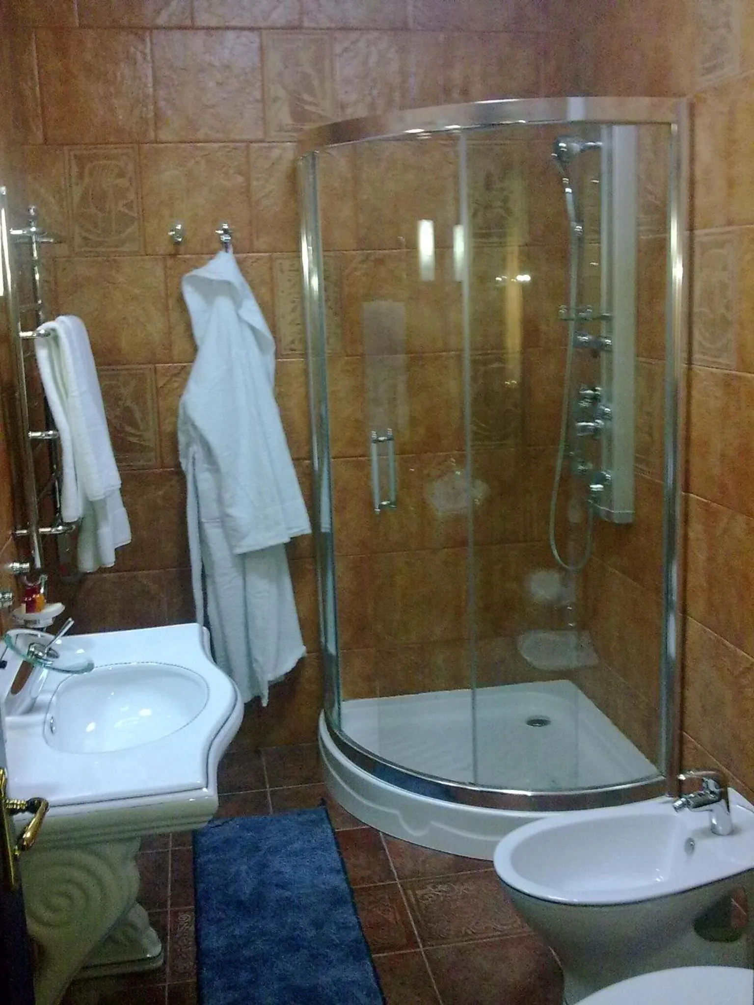 Shower in Отель Фараон