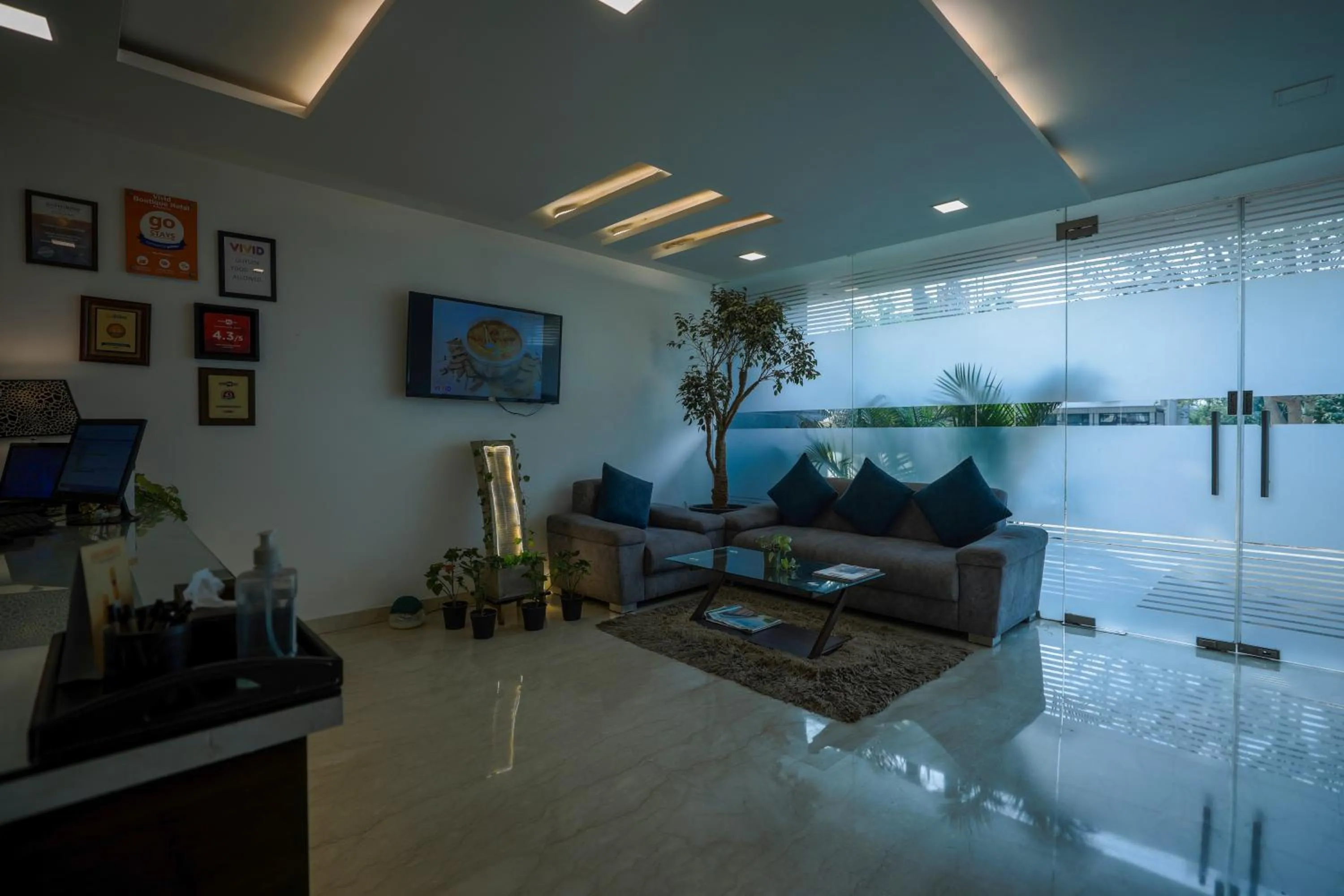 Lobby or reception in Vivid Boutique Hotel, Medanta, Gurugram