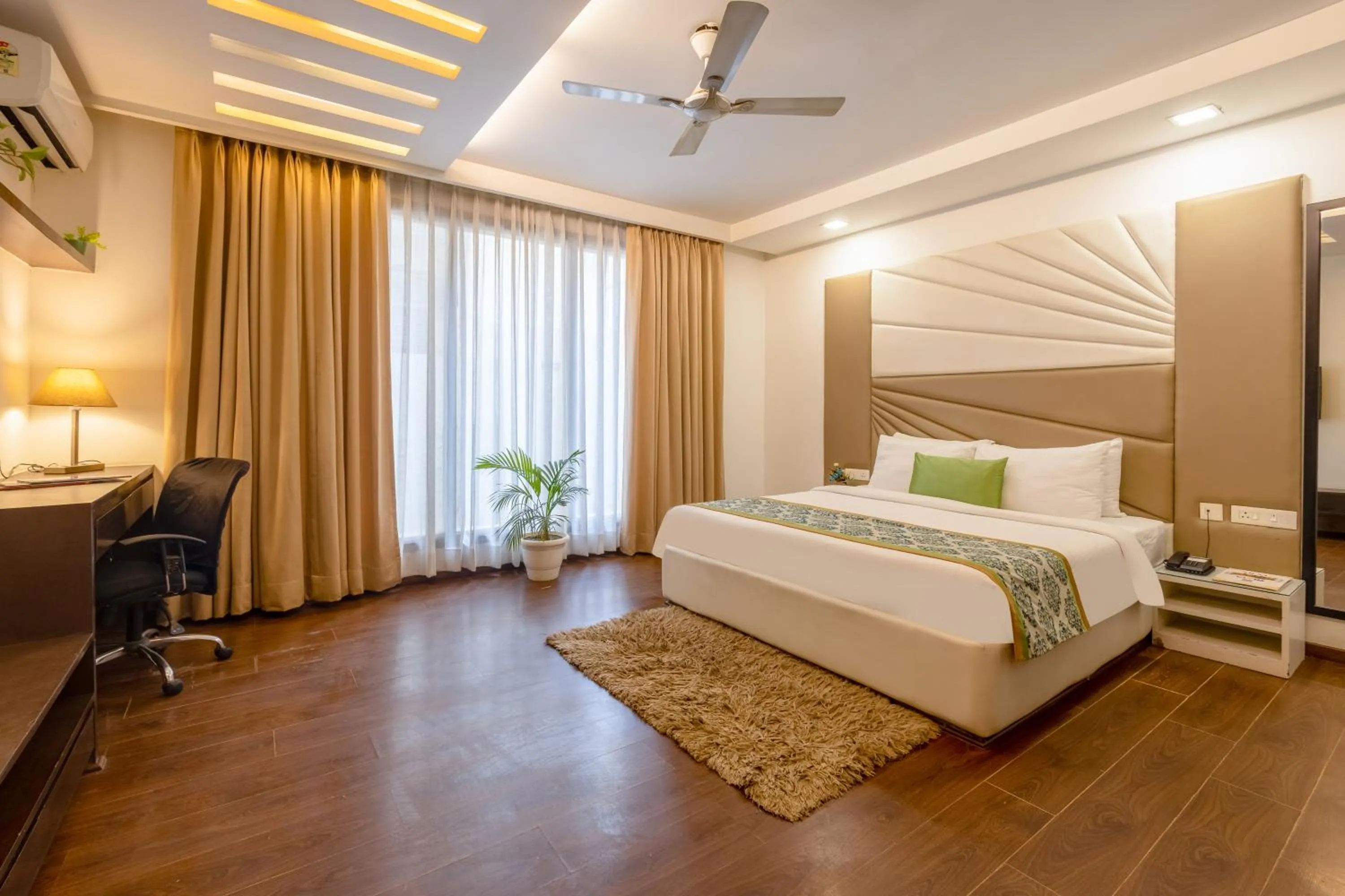 Bedroom, Bed in Vivid Boutique Hotel, Medanta, Gurugram