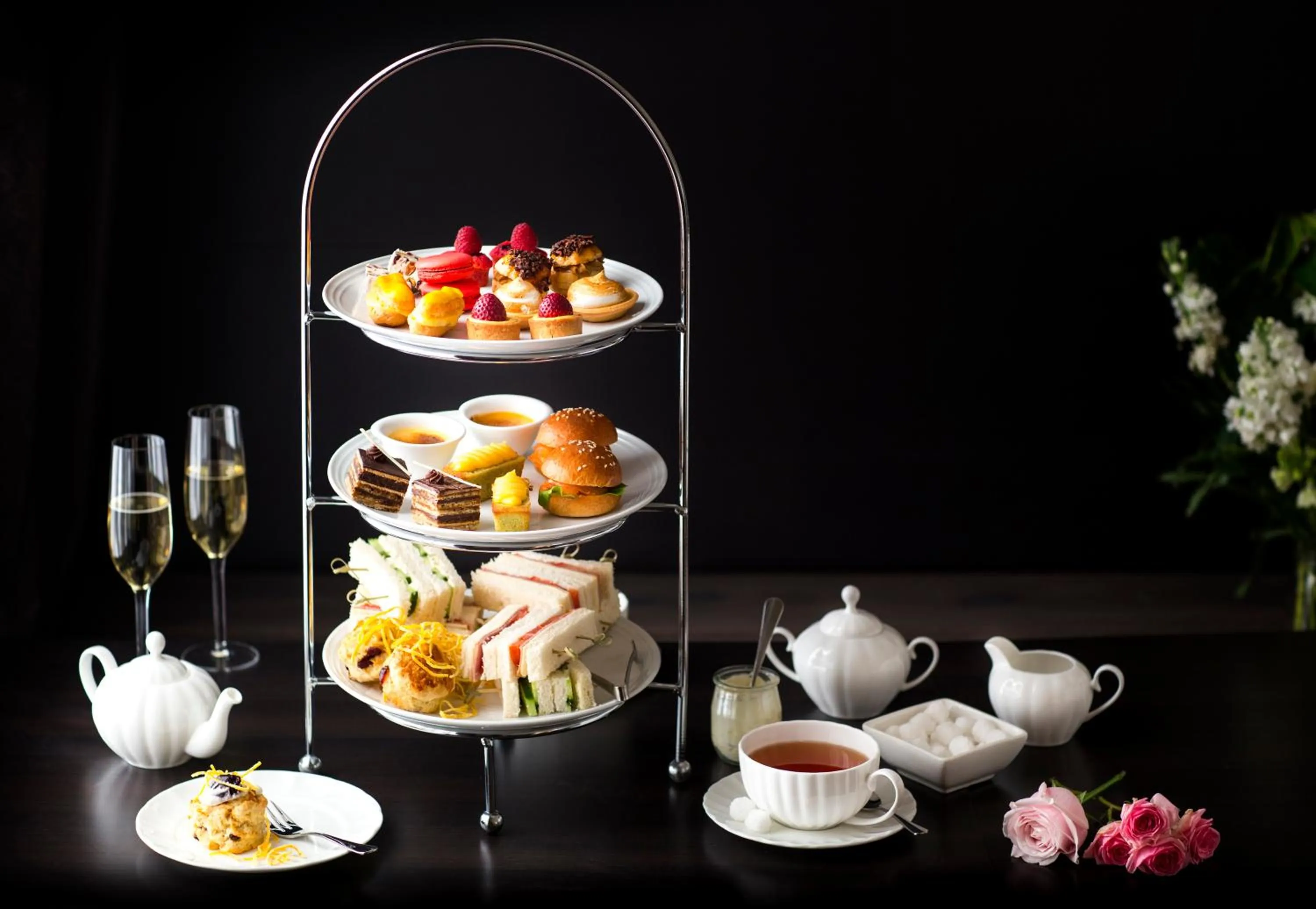 Food and drinks in Burbury Hotel & Apartments