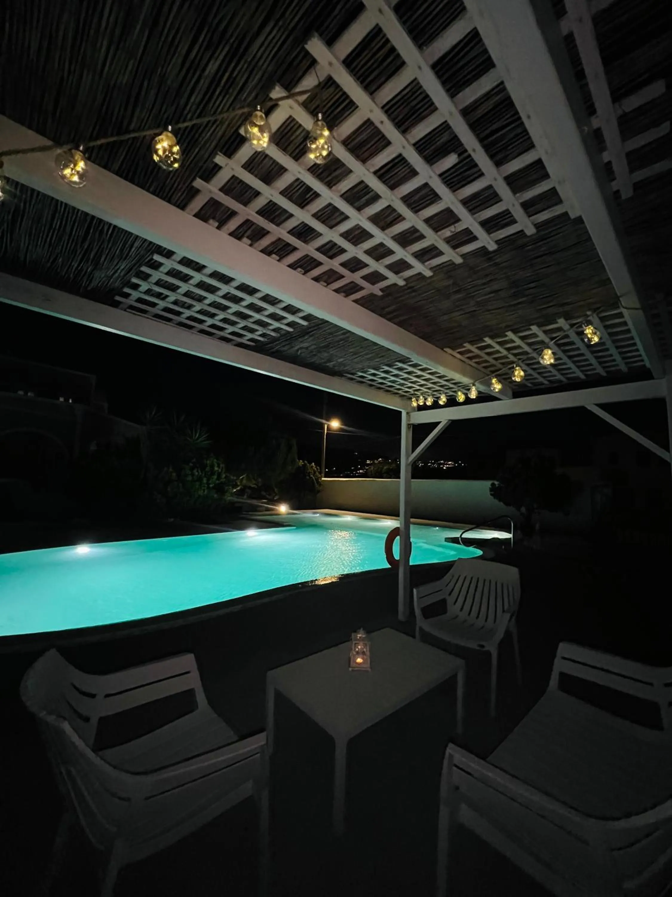 Swimming pool in Santo Margarita