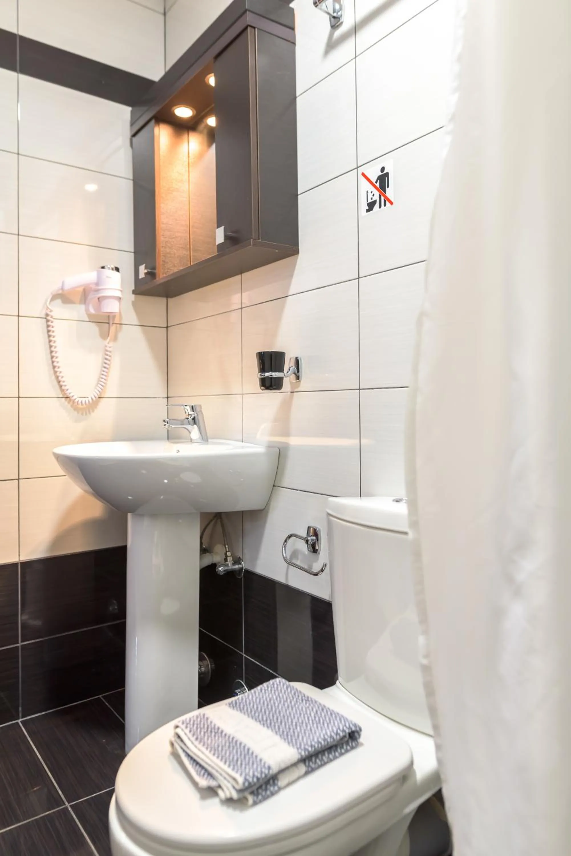 Bathroom in Santa Rosa Hotel & Beach