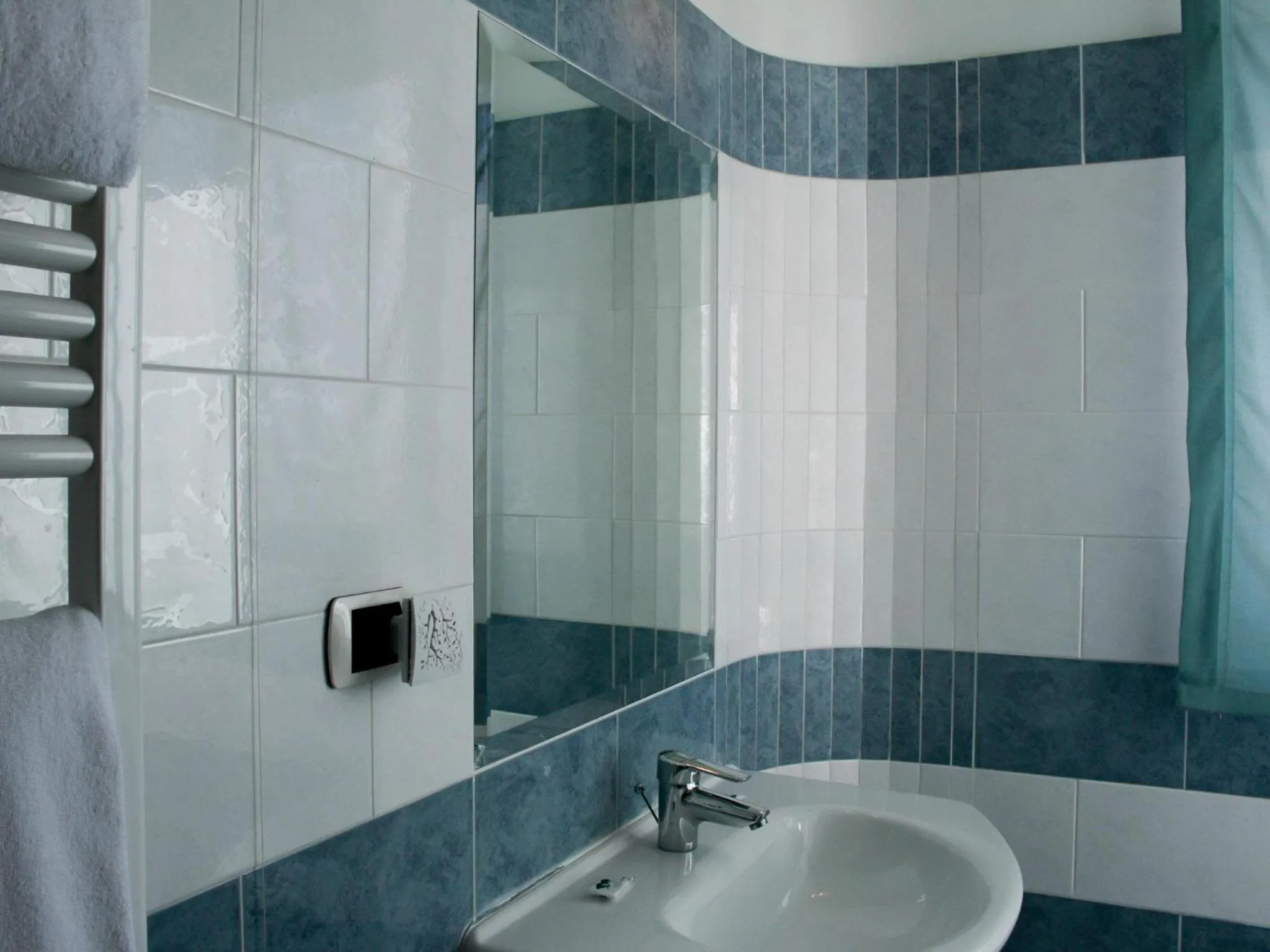 Bathroom in Blu Hotel