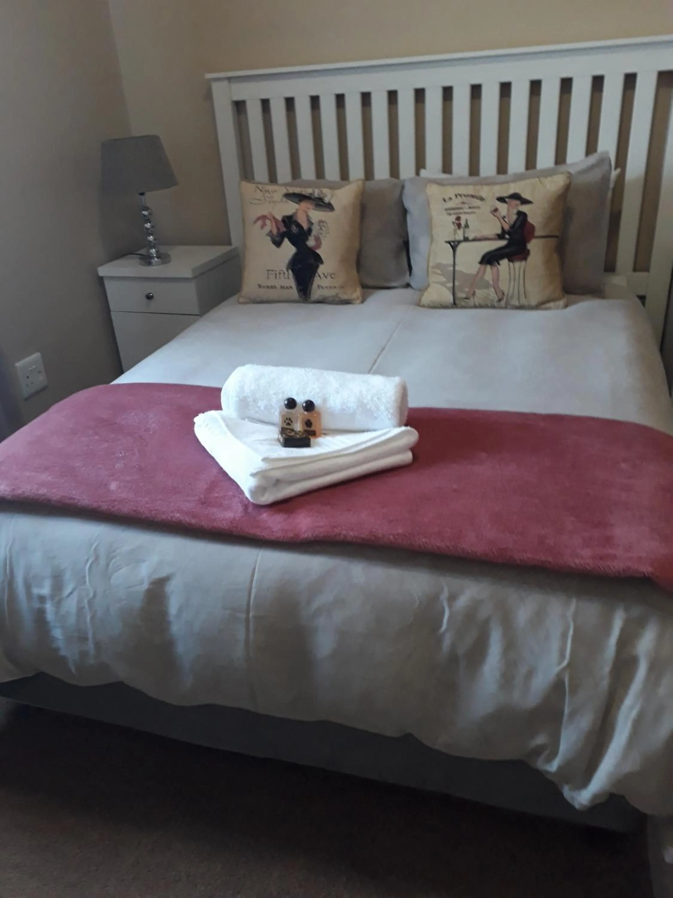 Bed in Augrabies De Oude Stoor Guesthouse