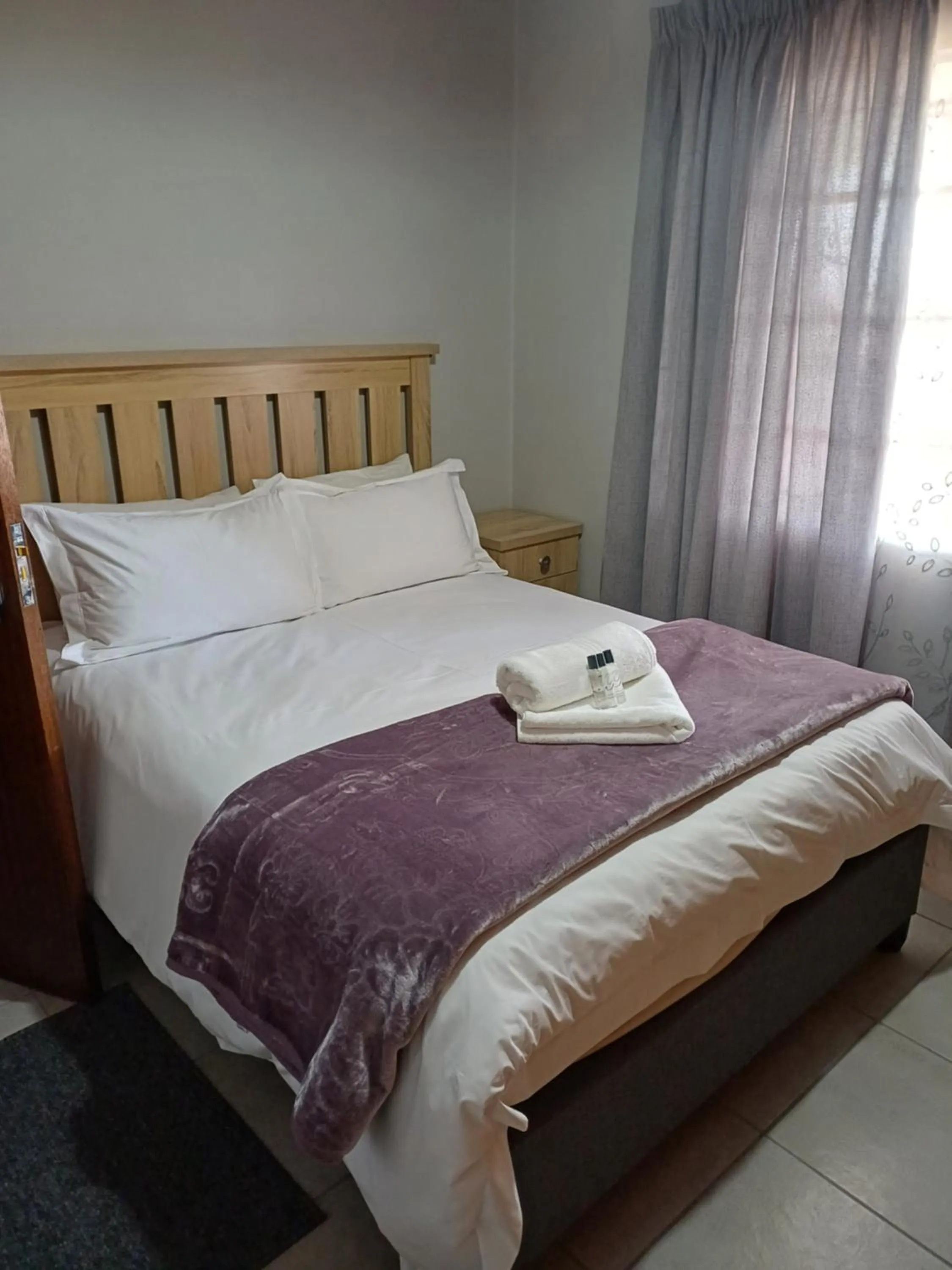 Bed in Augrabies De Oude Stoor Guesthouse