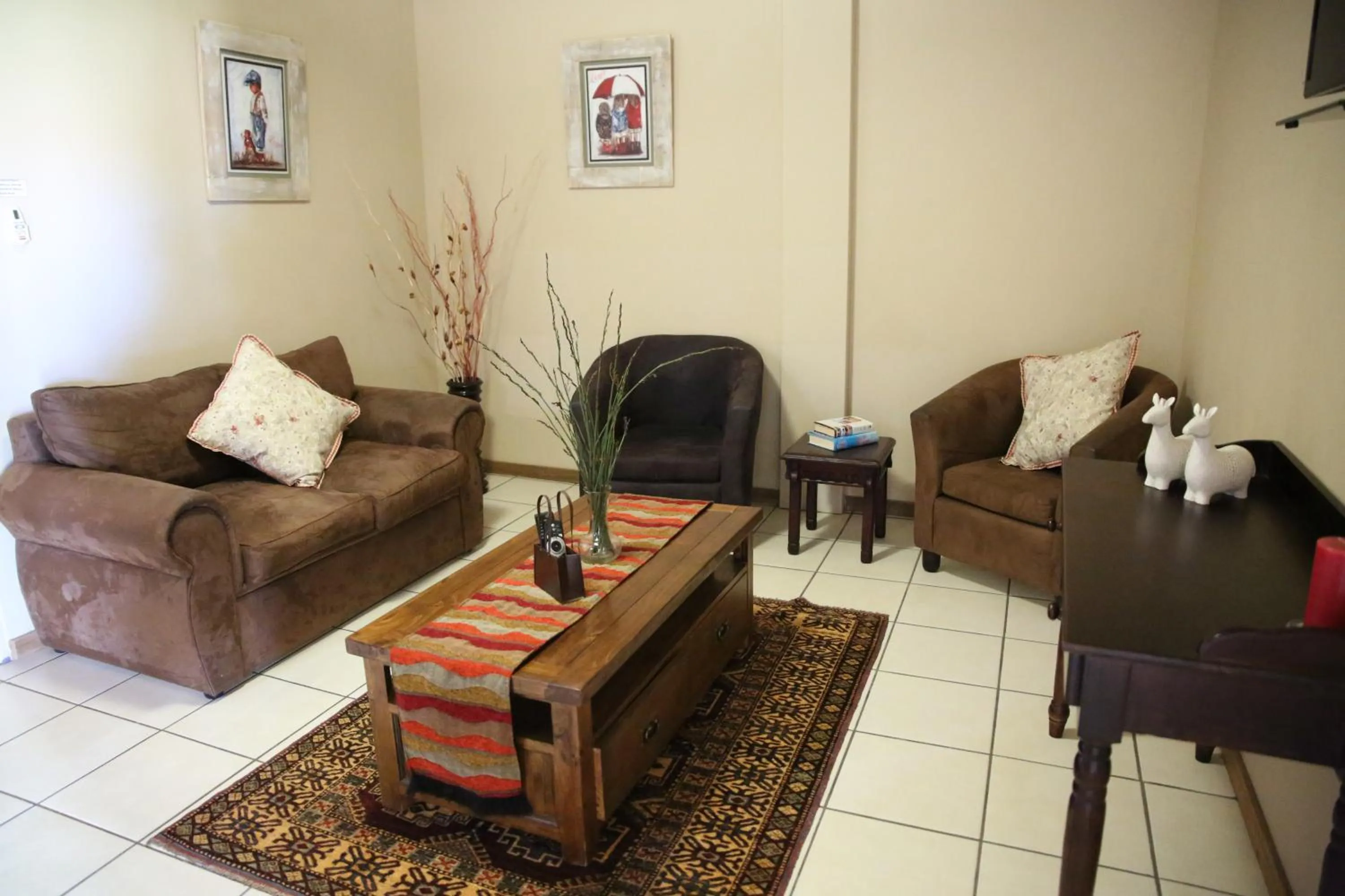 Living room in Augrabies De Oude Stoor Guesthouse