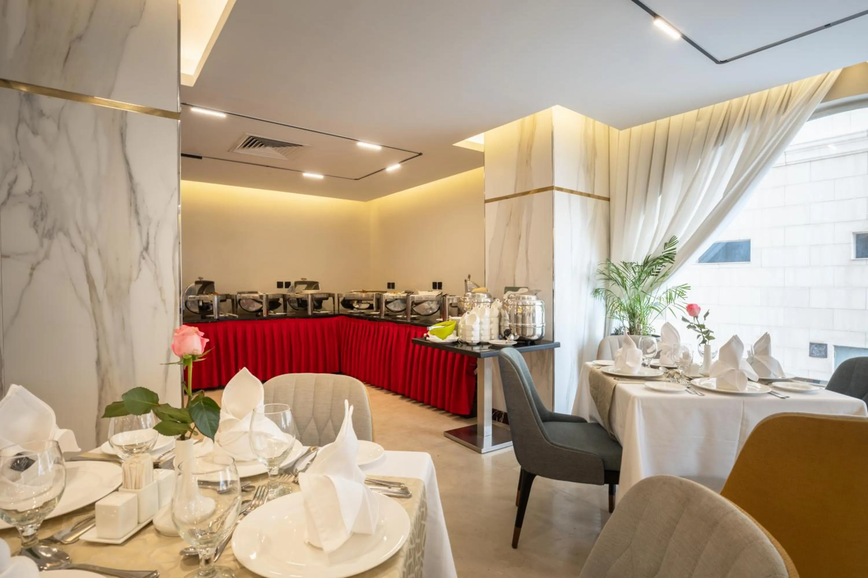 Kitchen or kitchenette in Emaar Elite Al Madina Hotel