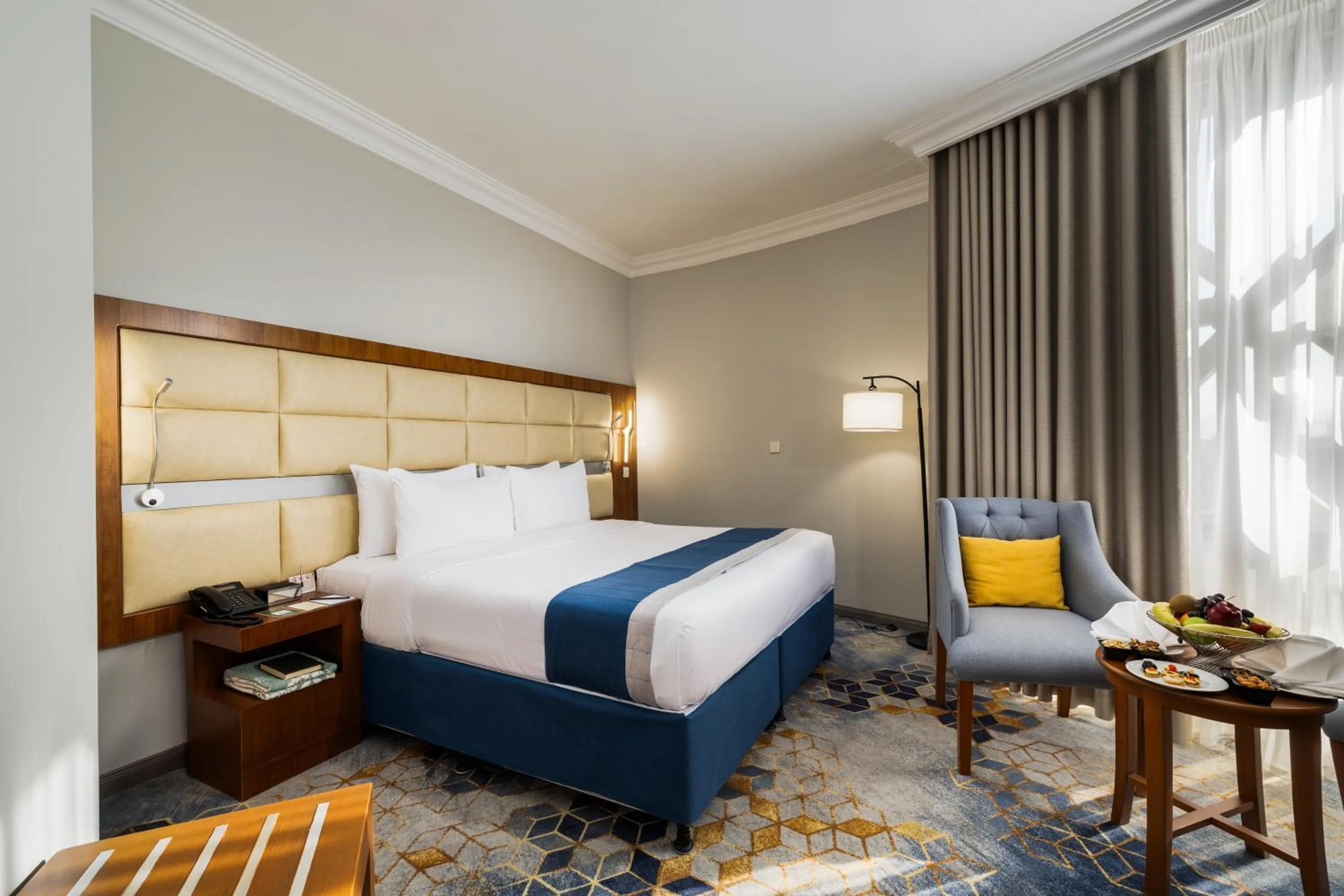 Bedroom, Bed in Emaar Elite Al Madina Hotel