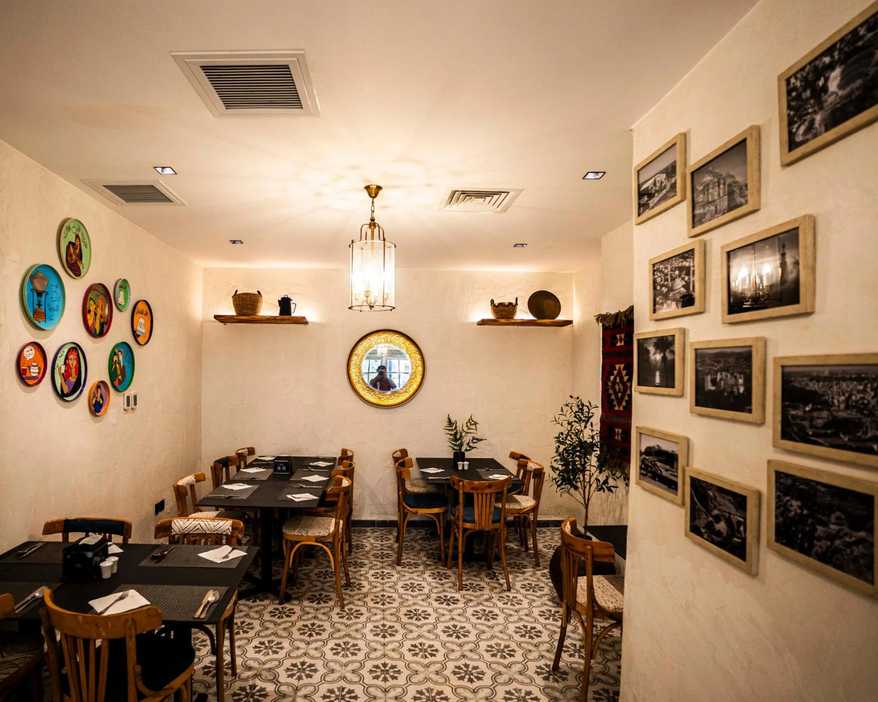 Restaurant/places to eat in Lacosta Hotel