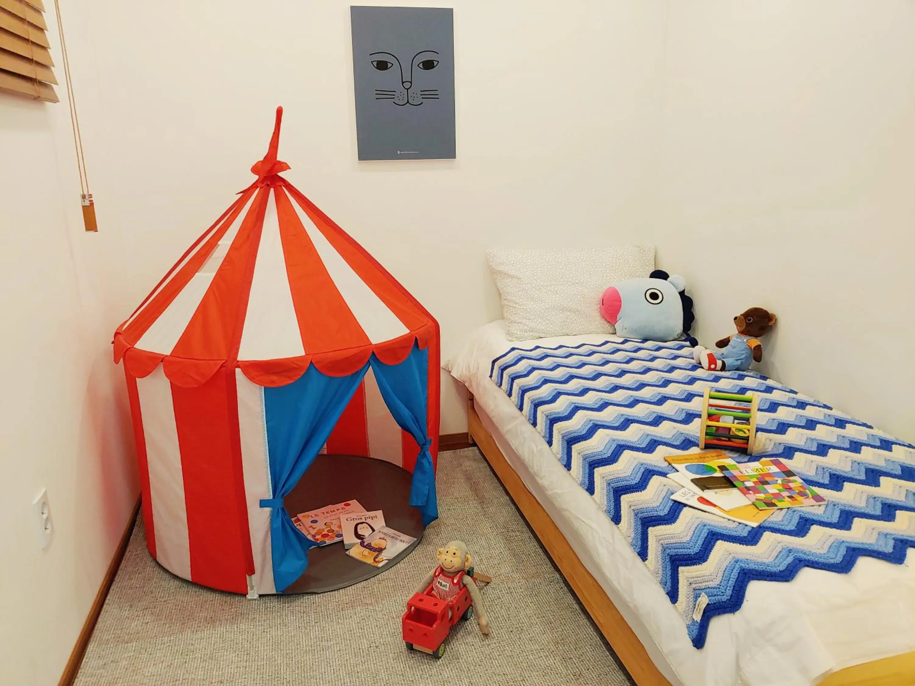 Bed in Naksan Balcony