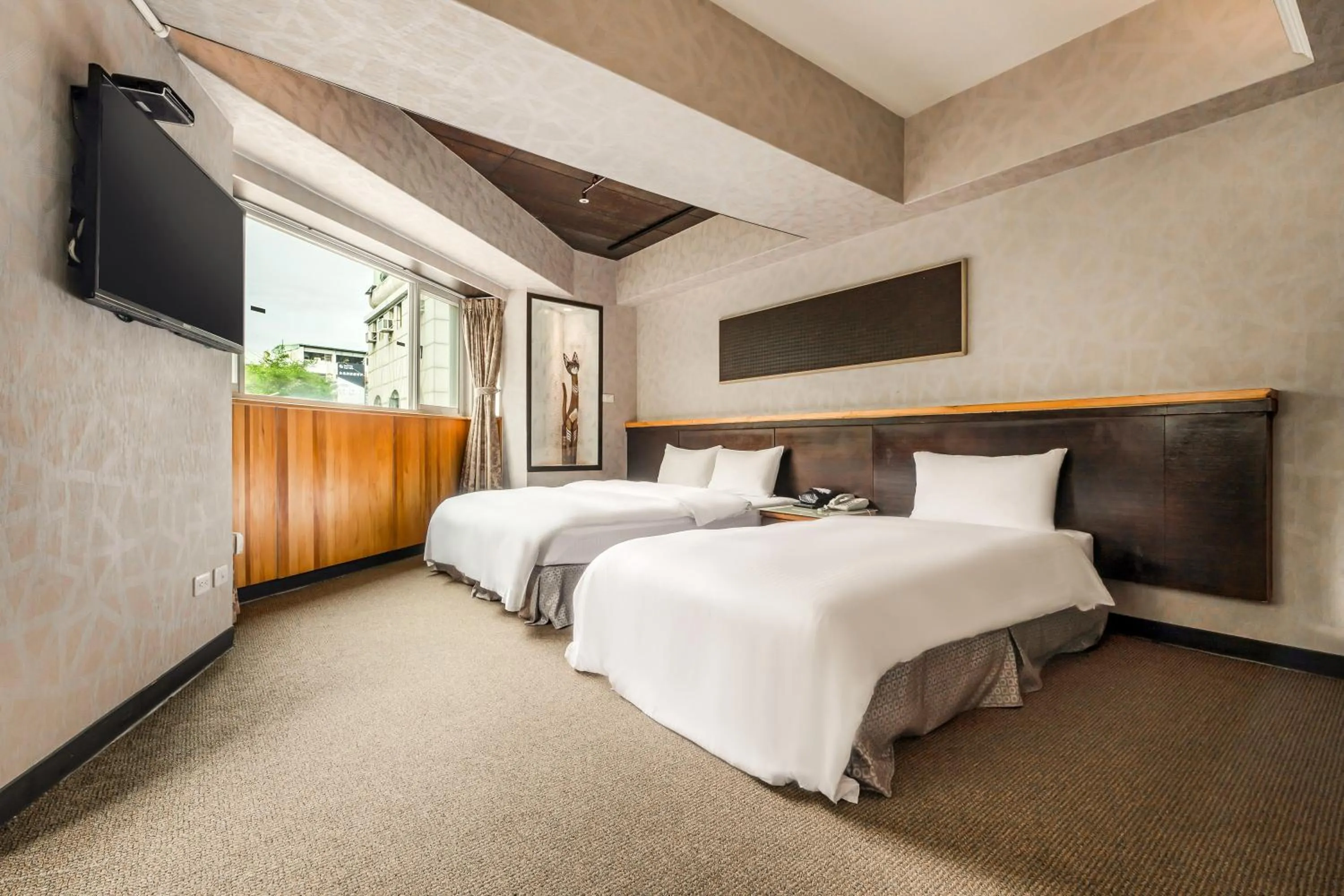 Photo of the whole room, Bed in CHECK inn Express Taichung Fengchia