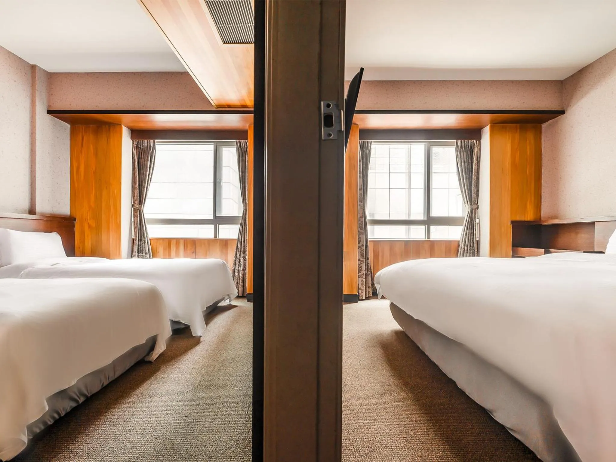 Photo of the whole room, Bed in CHECK inn Express Taichung Fengchia