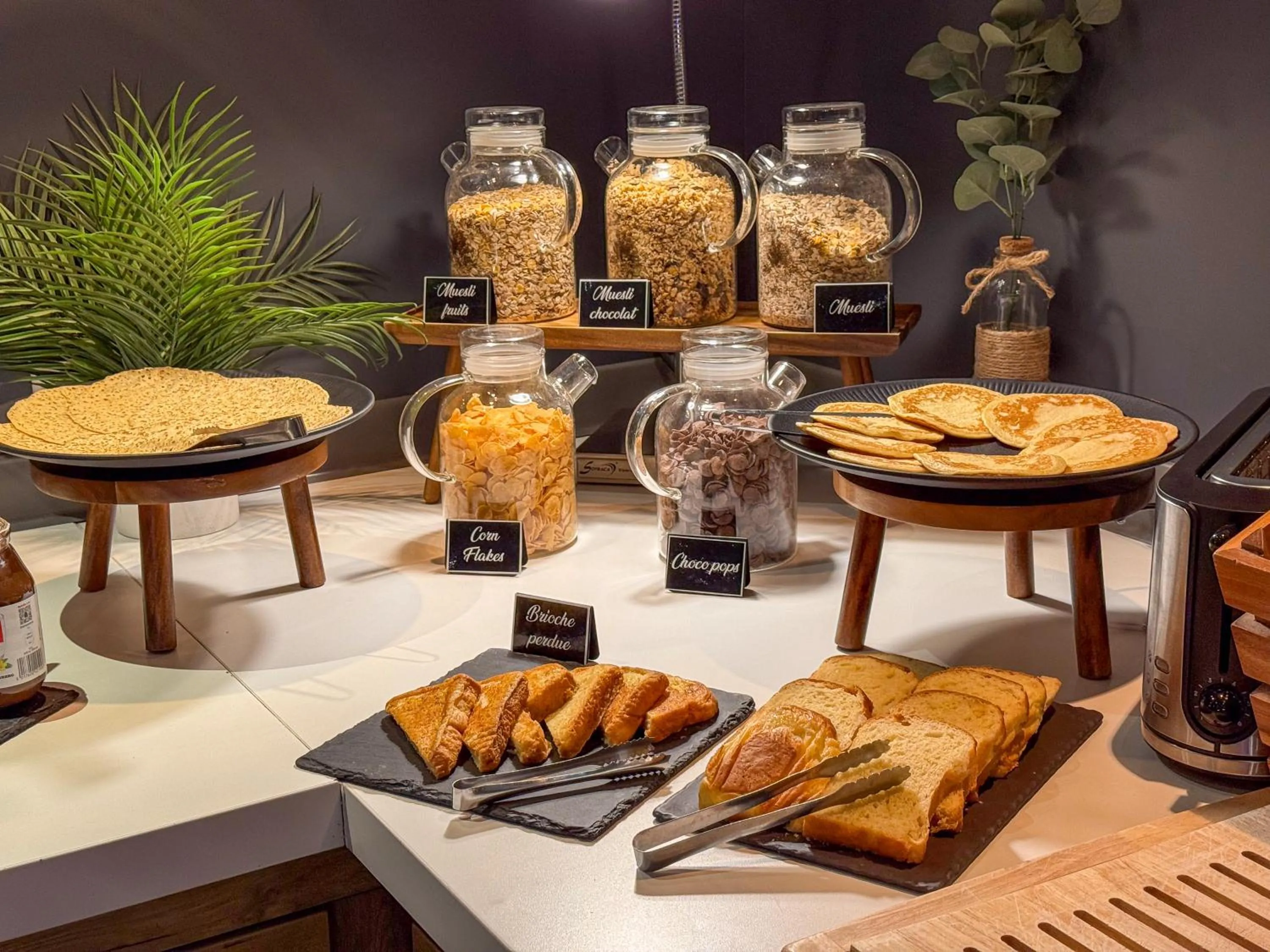 Breakfast in ibis Nîmes Ouest - A9