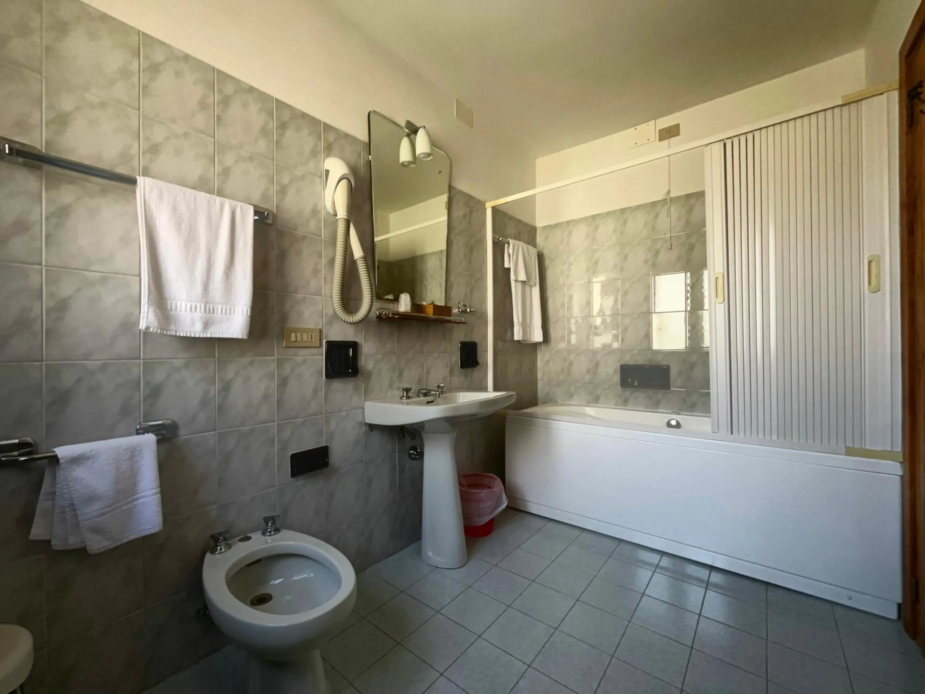 Bathroom in Hotel Garnì Mille Pini