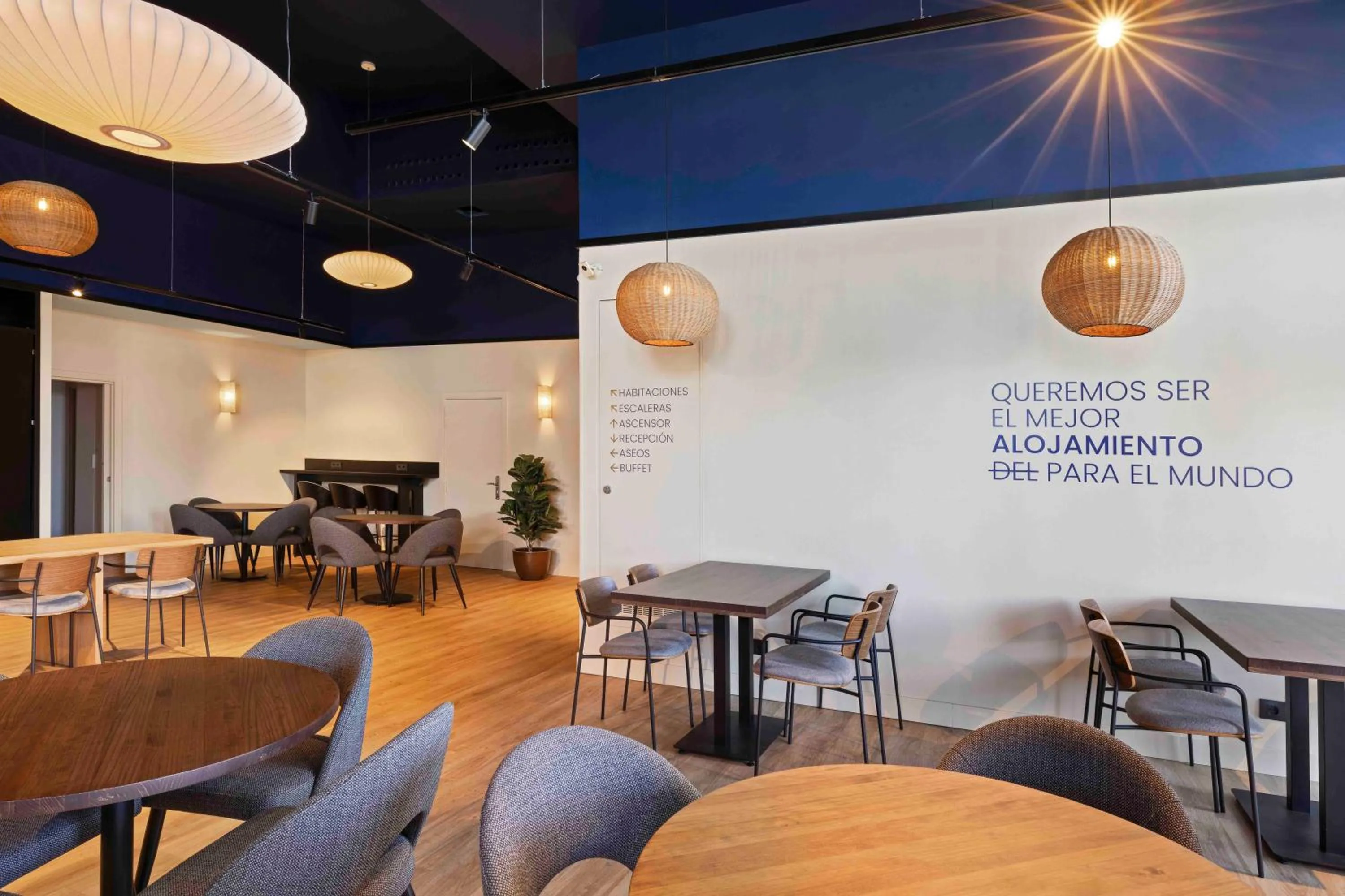 Seating area in B&B HOTEL Albacete