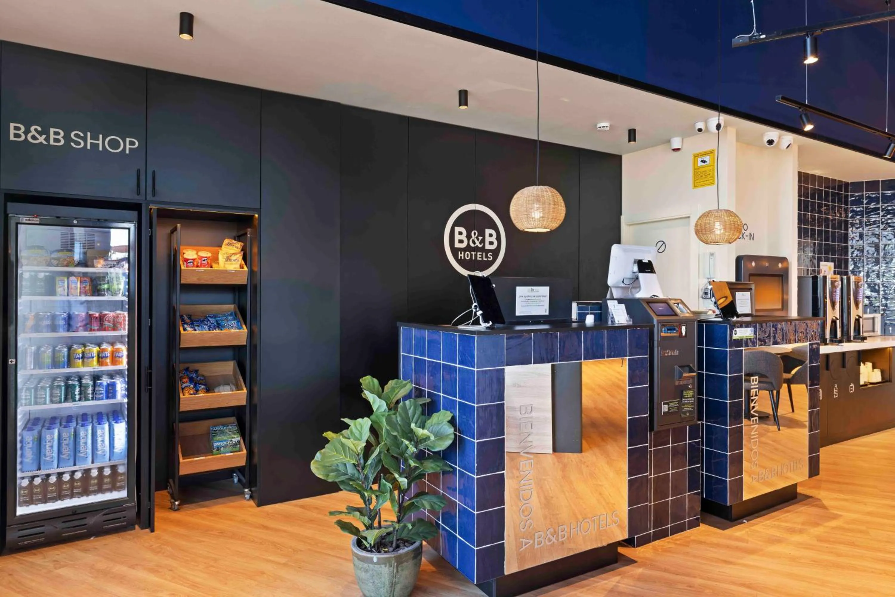 Lobby or reception in B&B HOTEL Albacete